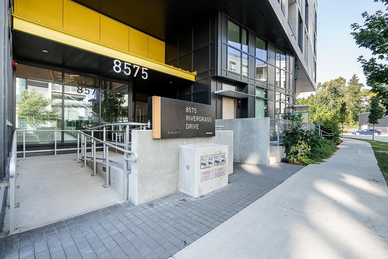 360 8575 RIVERGRASS DRIVE Unit: 360