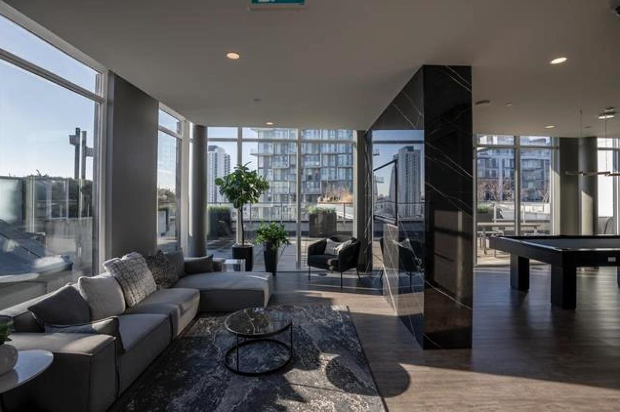 360 8575 RIVERGRASS DRIVE Unit: 360