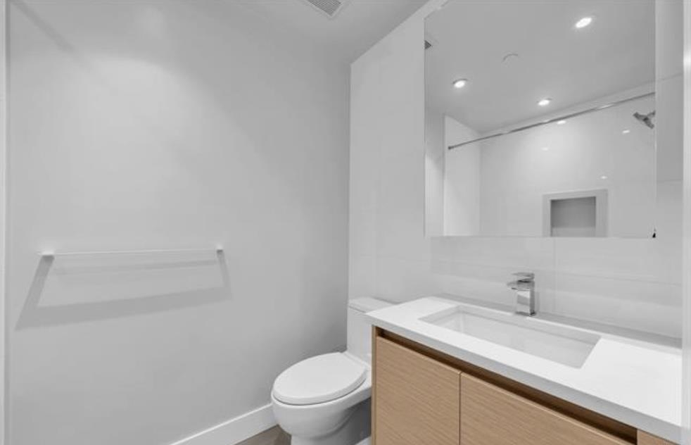 360 8575 RIVERGRASS DRIVE Unit: 360