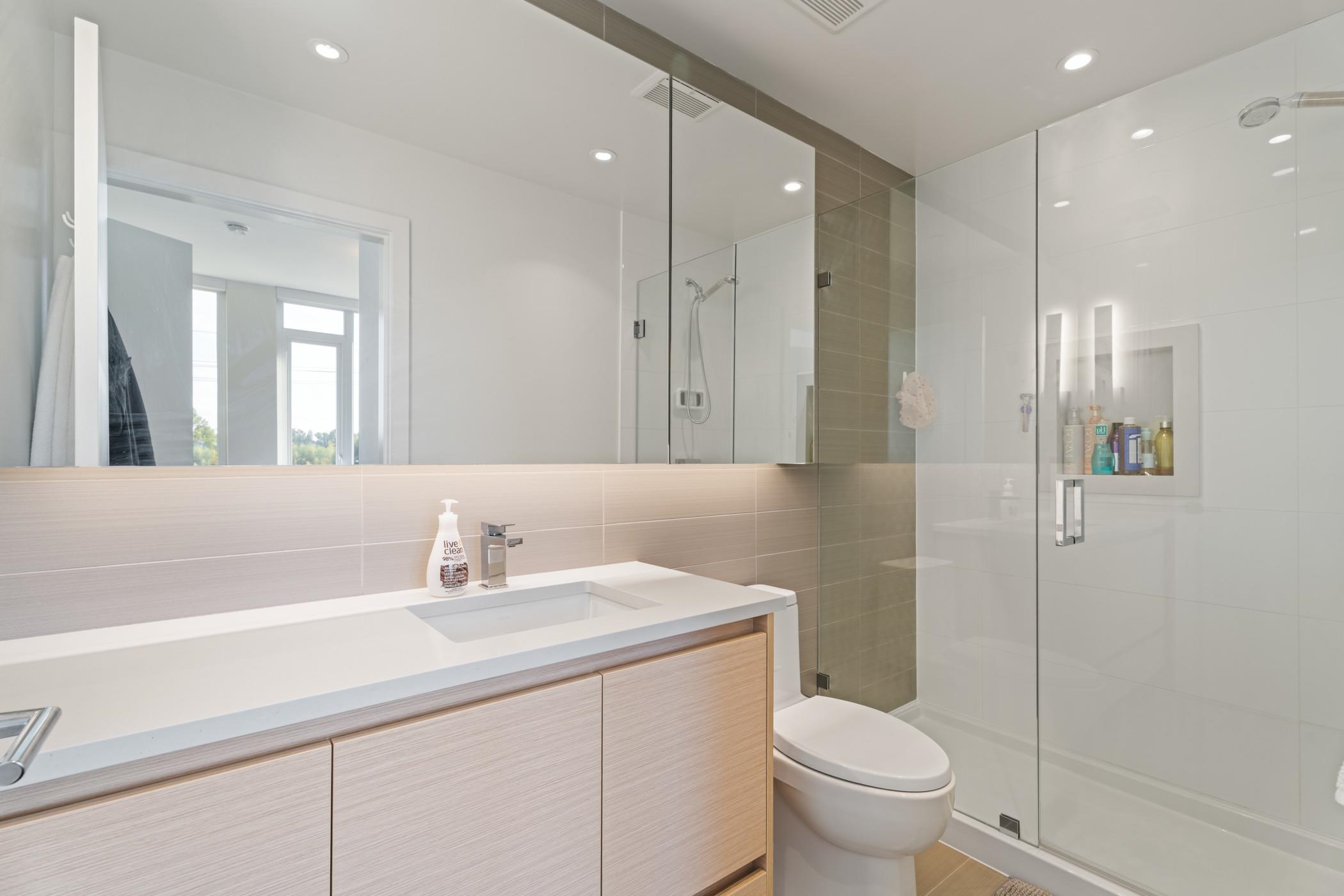 360 8575 RIVERGRASS DRIVE Unit: 360