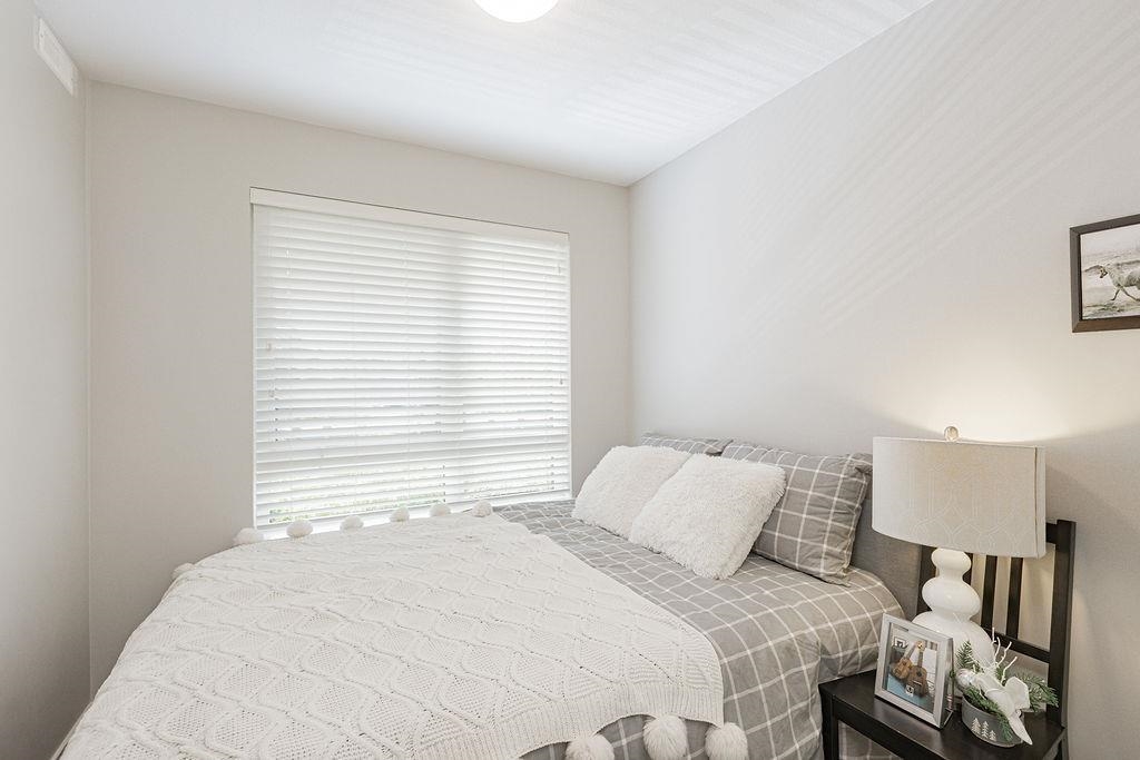 108 4991 NO. 5 ROAD Unit: 108
