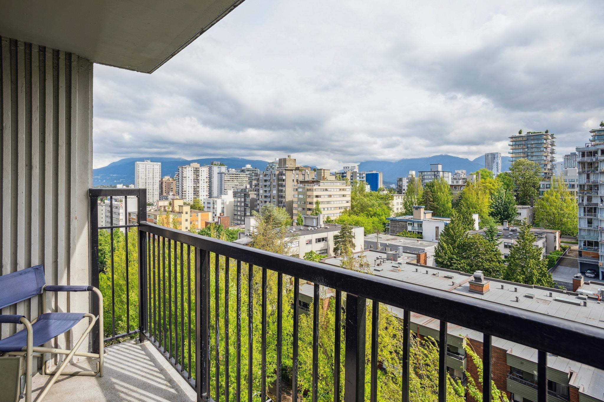 1204 1330 HARWOOD STREET Unit: 1204