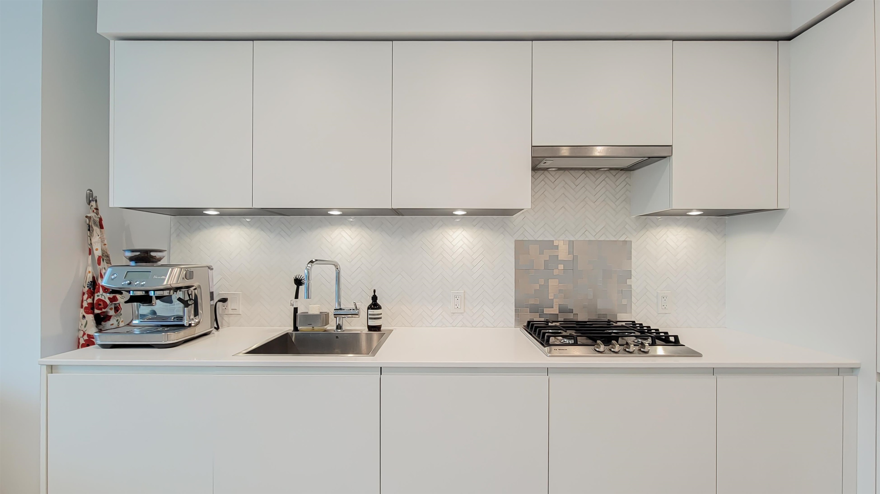 711 3833 EVERGREEN PLACE Unit: 711