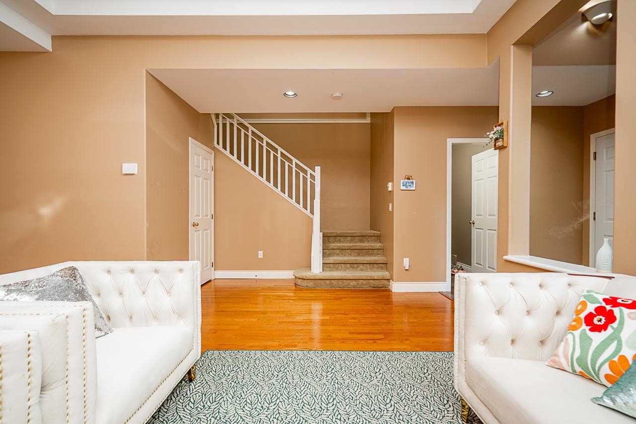 67 3555 WESTMINSTER HIGHWAY Unit: 67