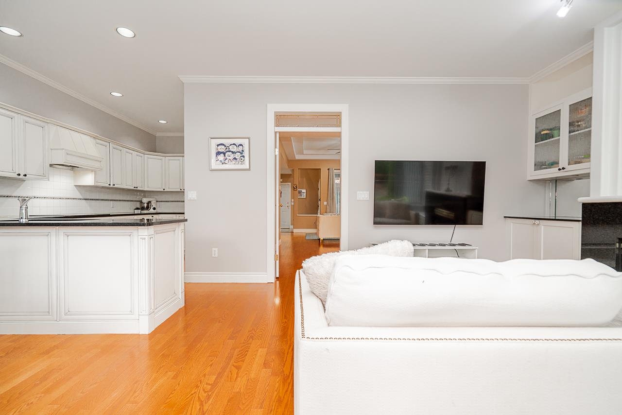 67 3555 WESTMINSTER HIGHWAY Unit: 67