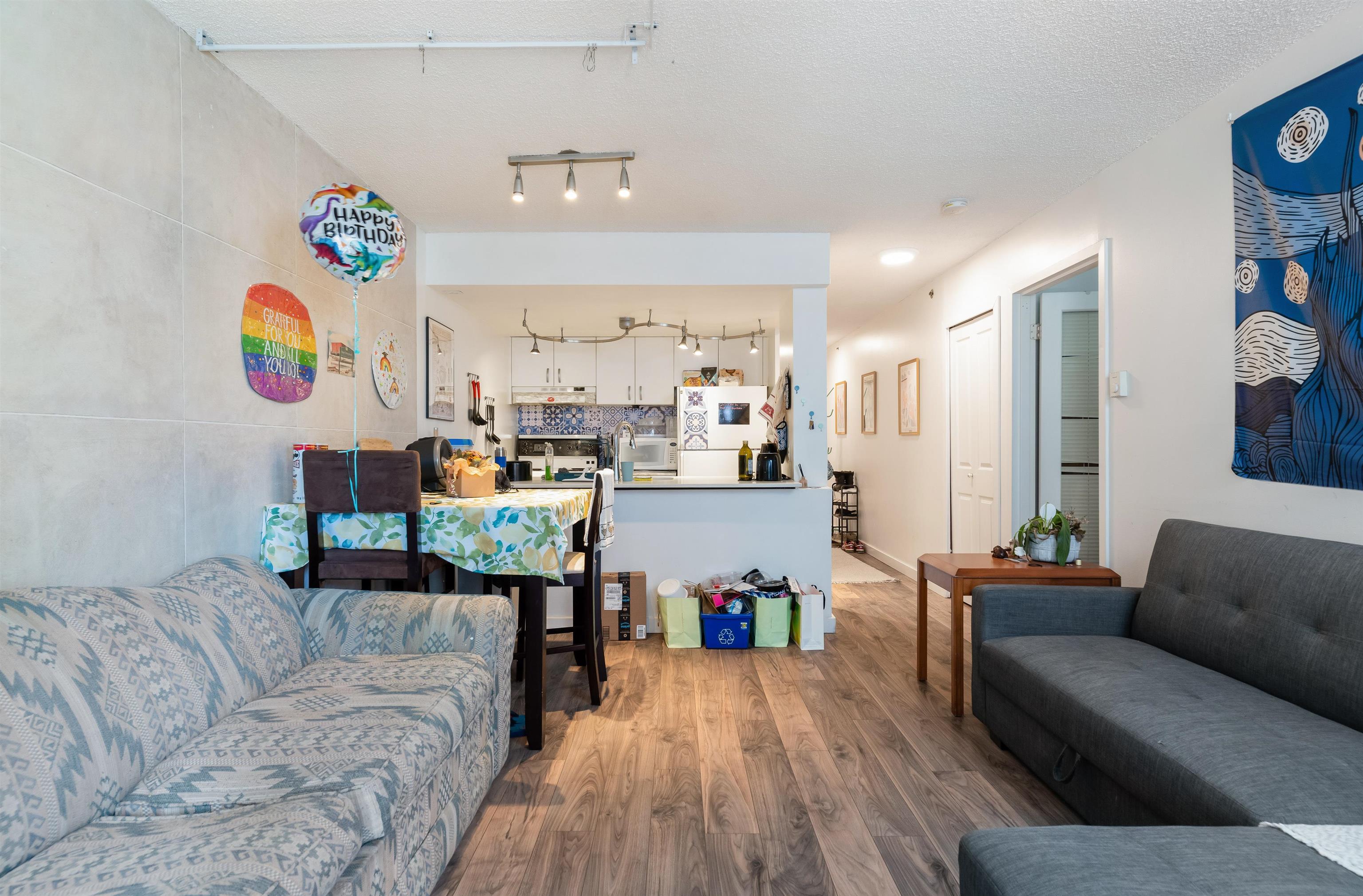 1004 789 DRAKE STREET Unit: 1004