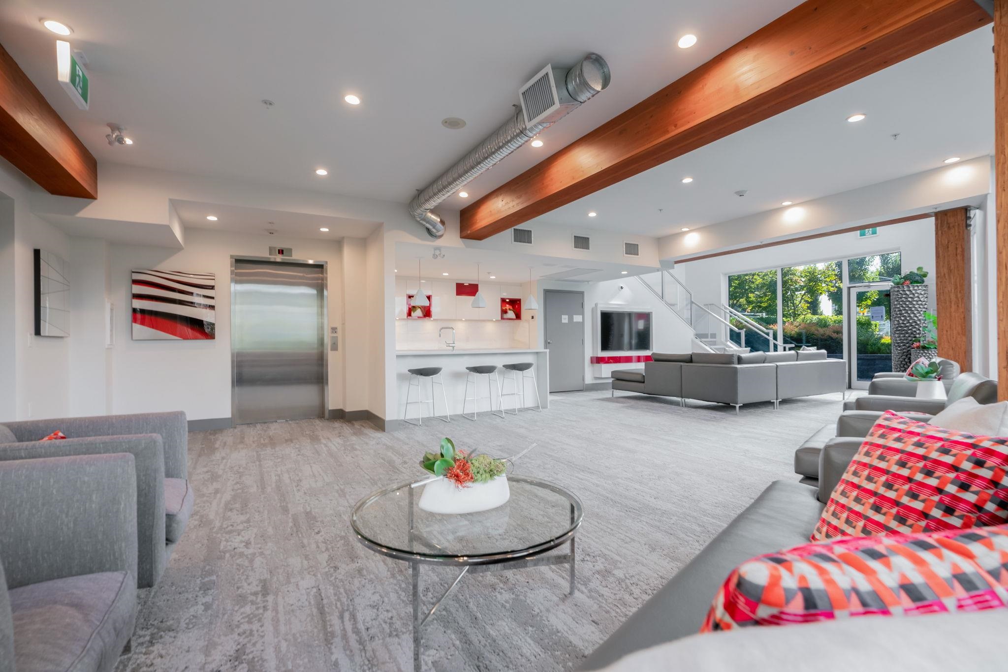 605 3281 E KENT AVENUE NORTH Unit: 605