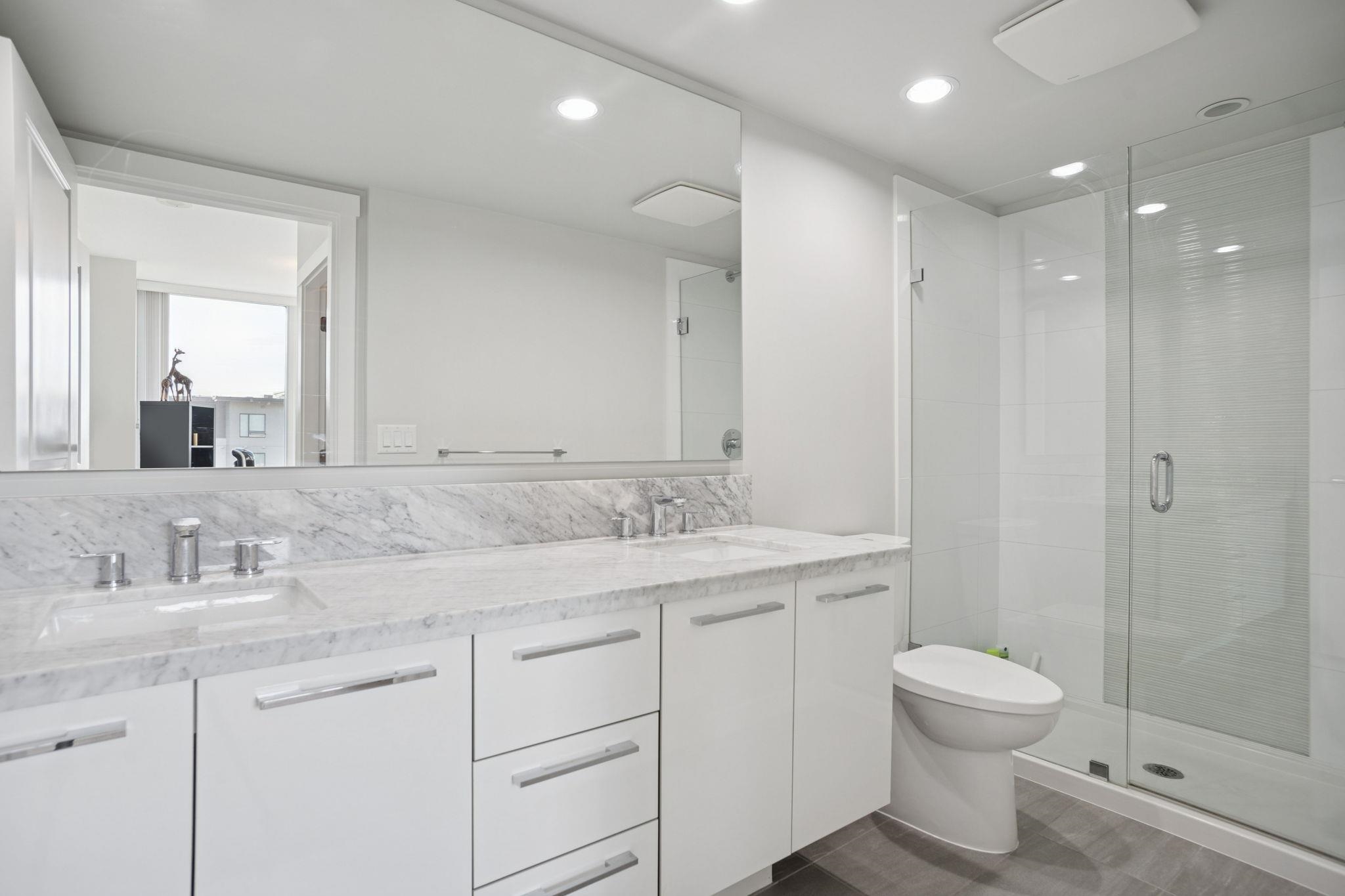 605 3281 E KENT AVENUE NORTH Unit: 605