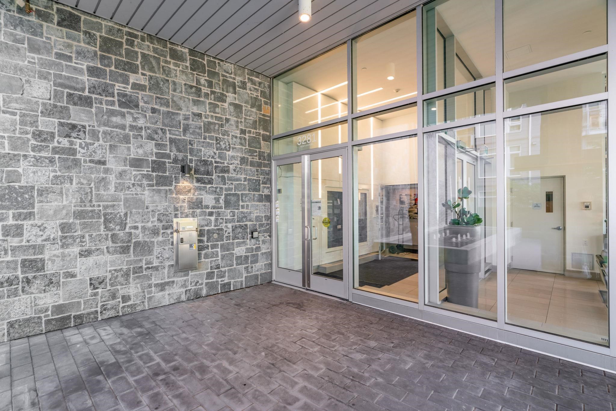 605 3281 E KENT AVENUE NORTH Unit: 605