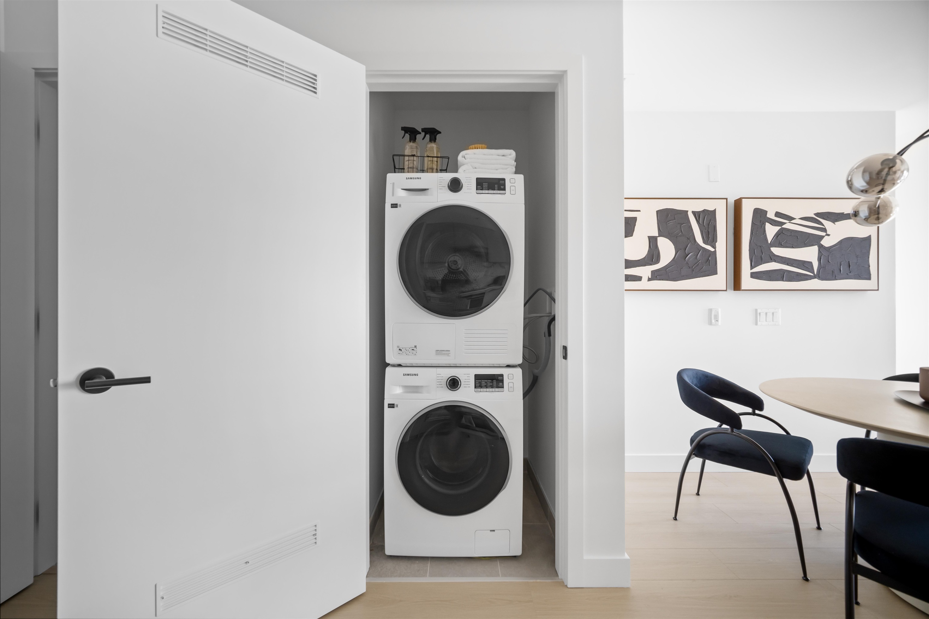 509 422 E 3RD STREET Unit: 509