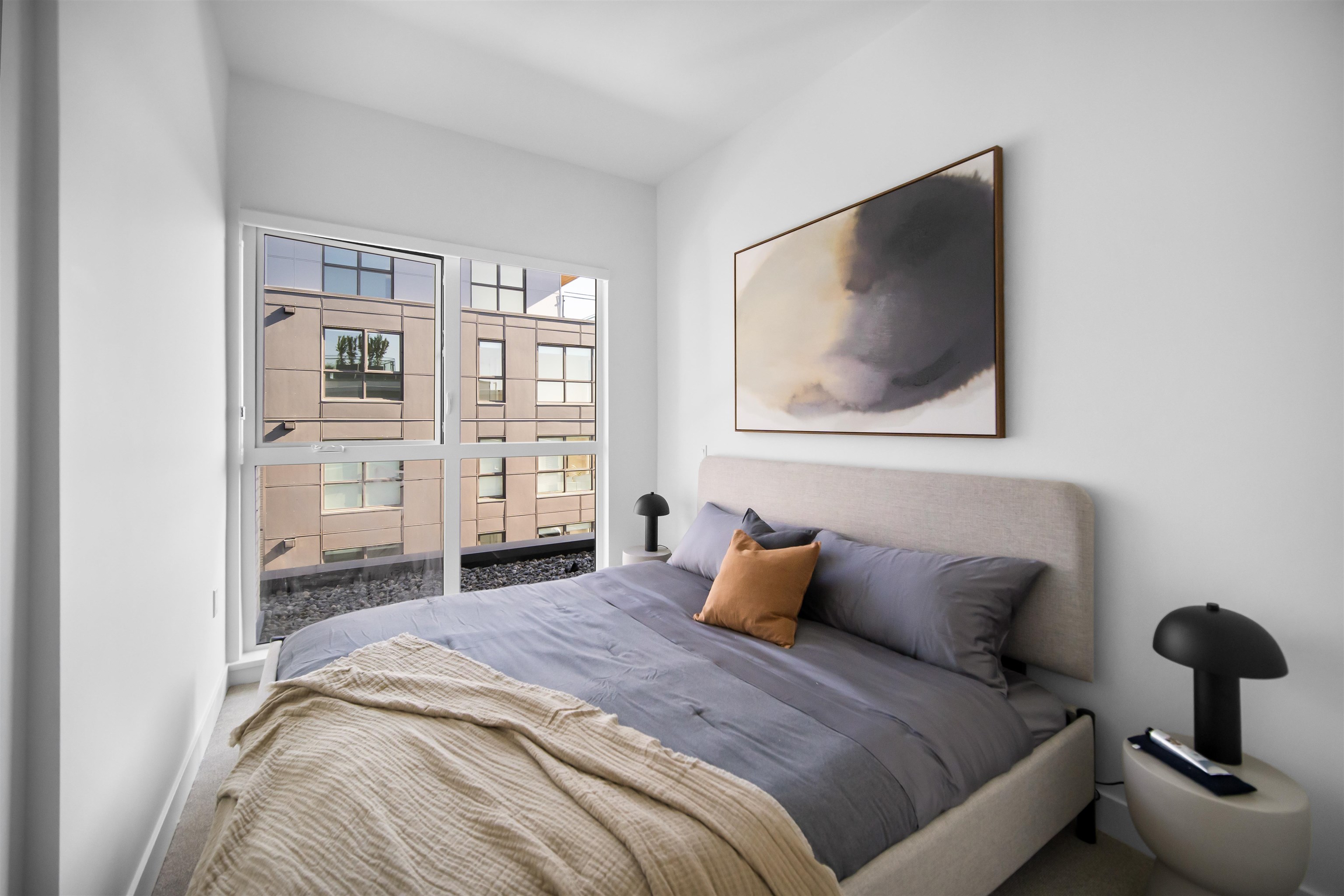 509 422 E 3RD STREET Unit: 509