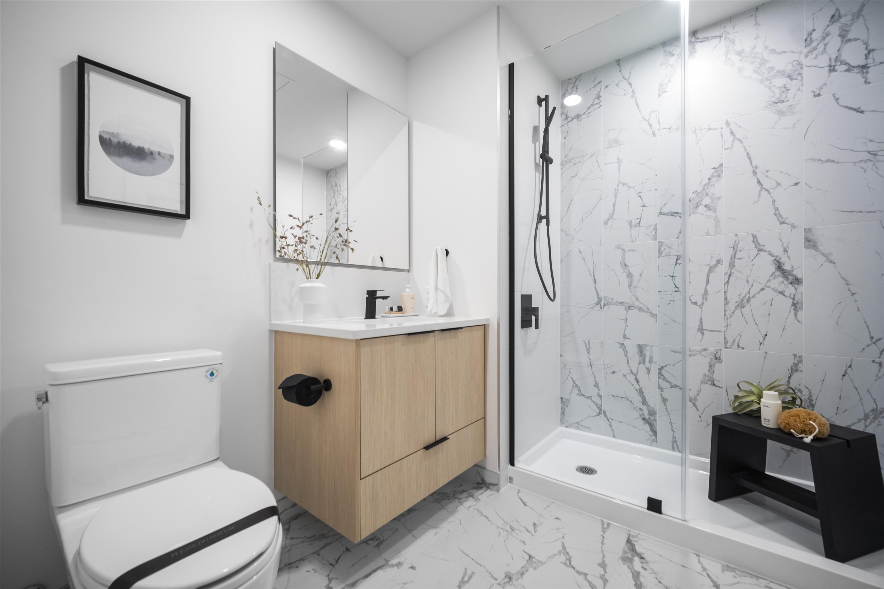 509 422 E 3RD STREET Unit: 509