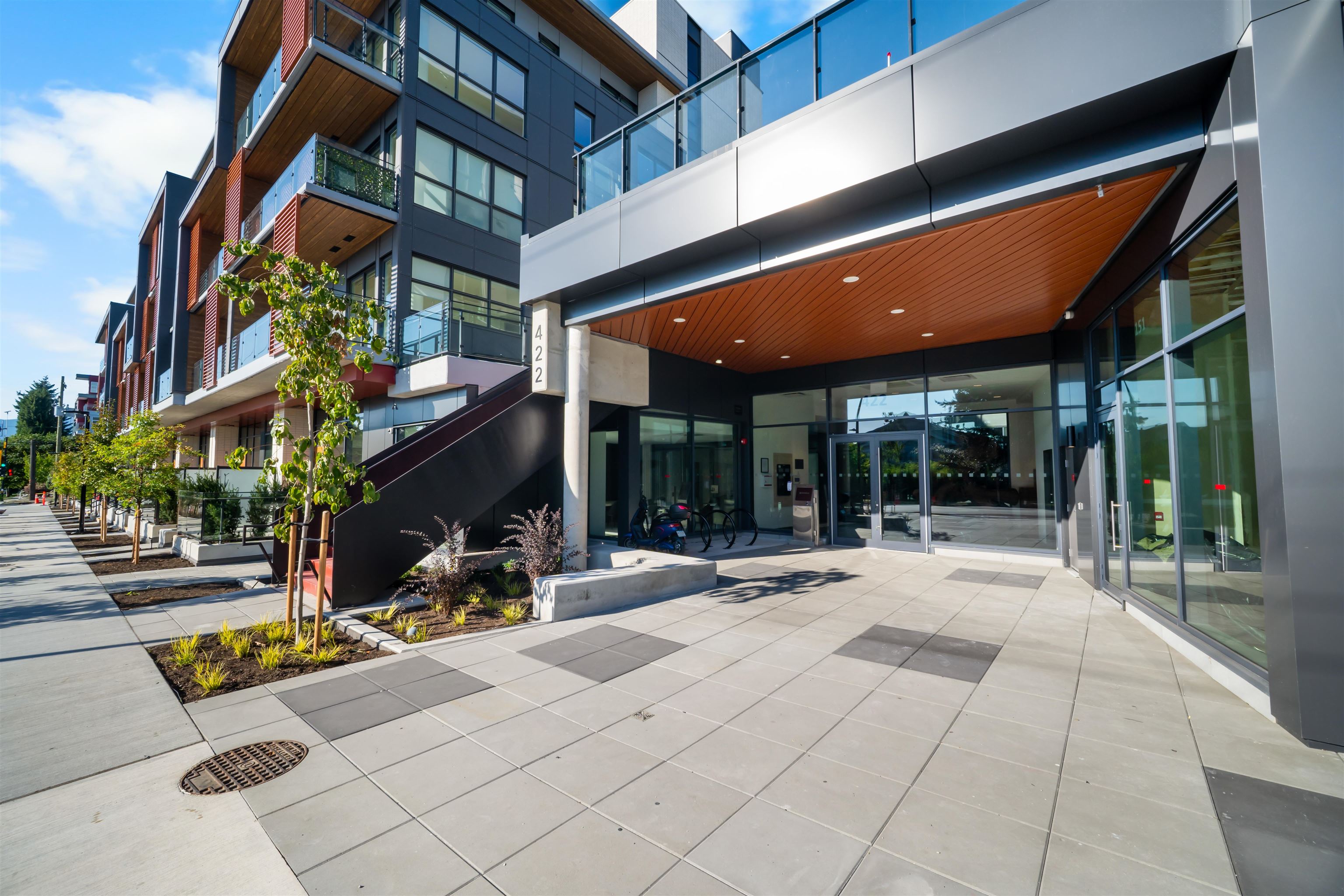 509 422 E 3RD STREET Unit: 509