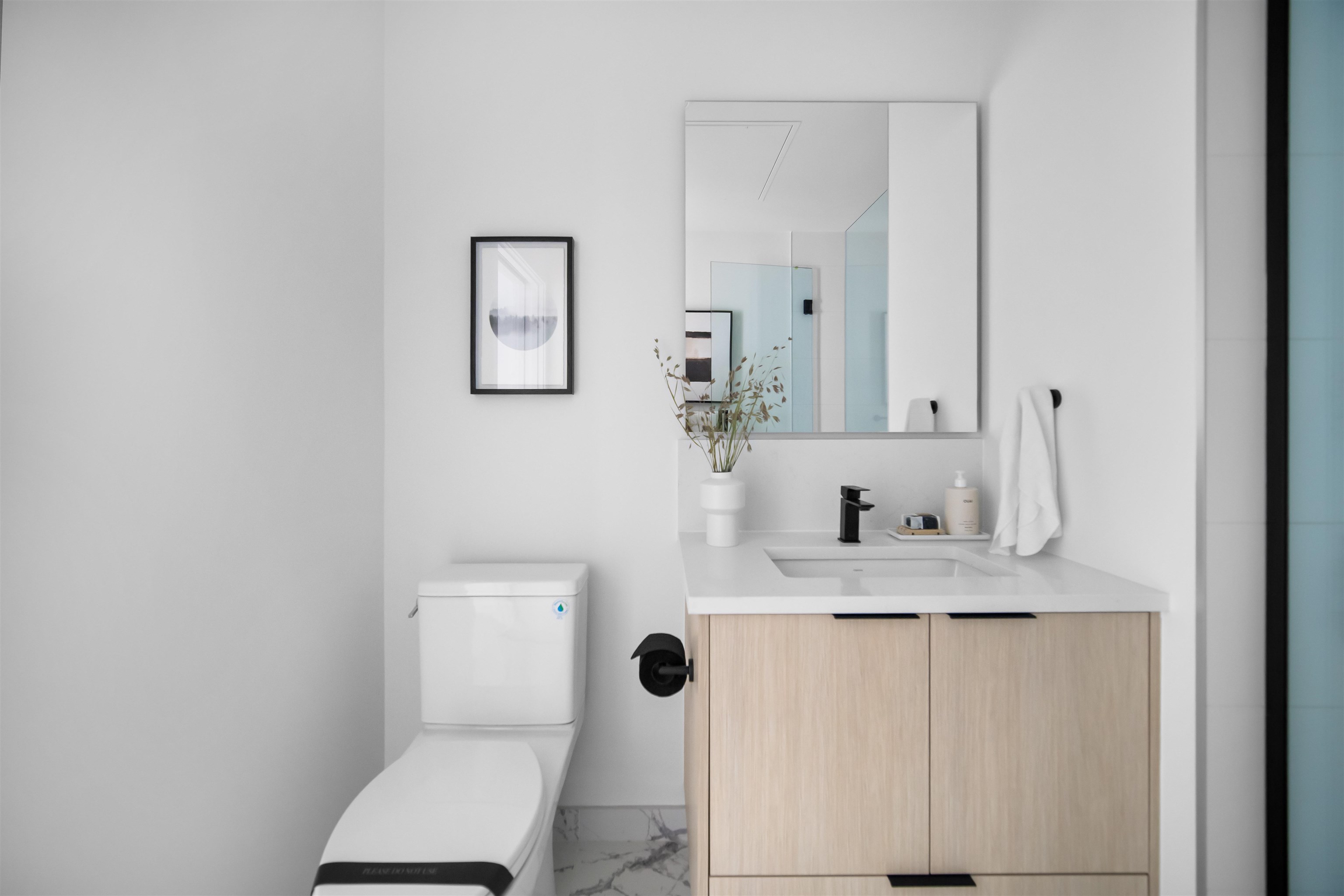 509 422 E 3RD STREET Unit: 509