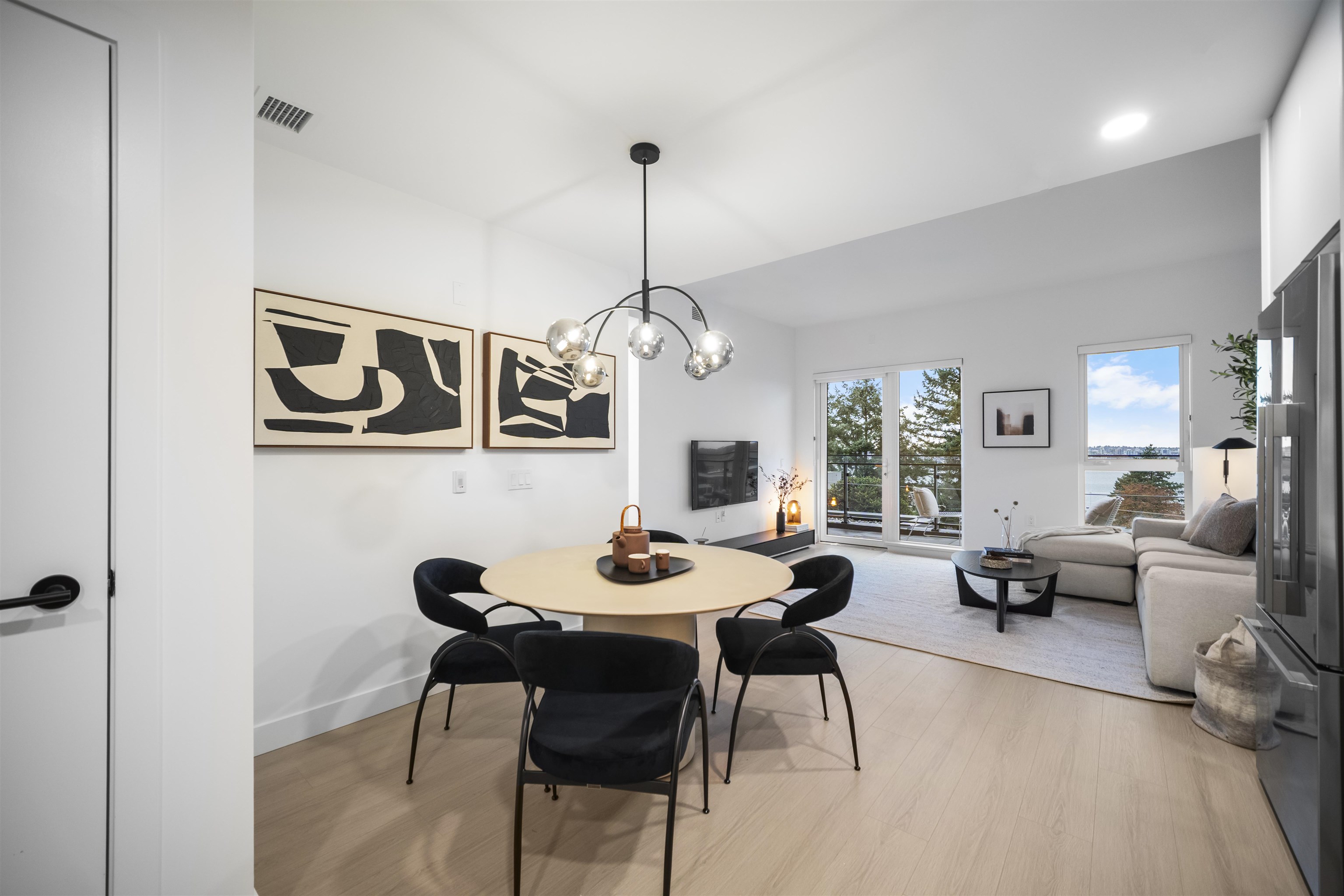 509 422 E 3RD STREET Unit: 509