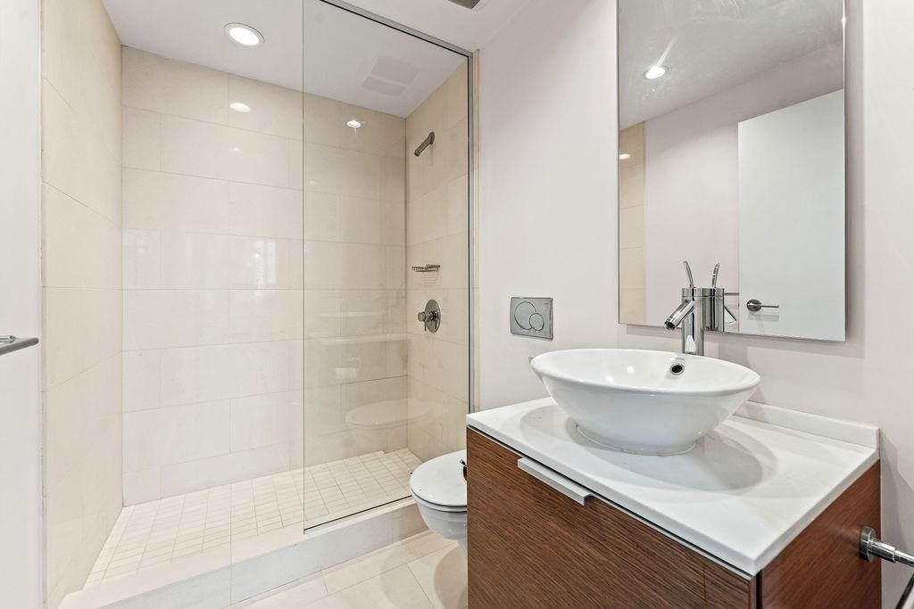 2505 1111 1111 ALBERNI STREET Unit: 2505