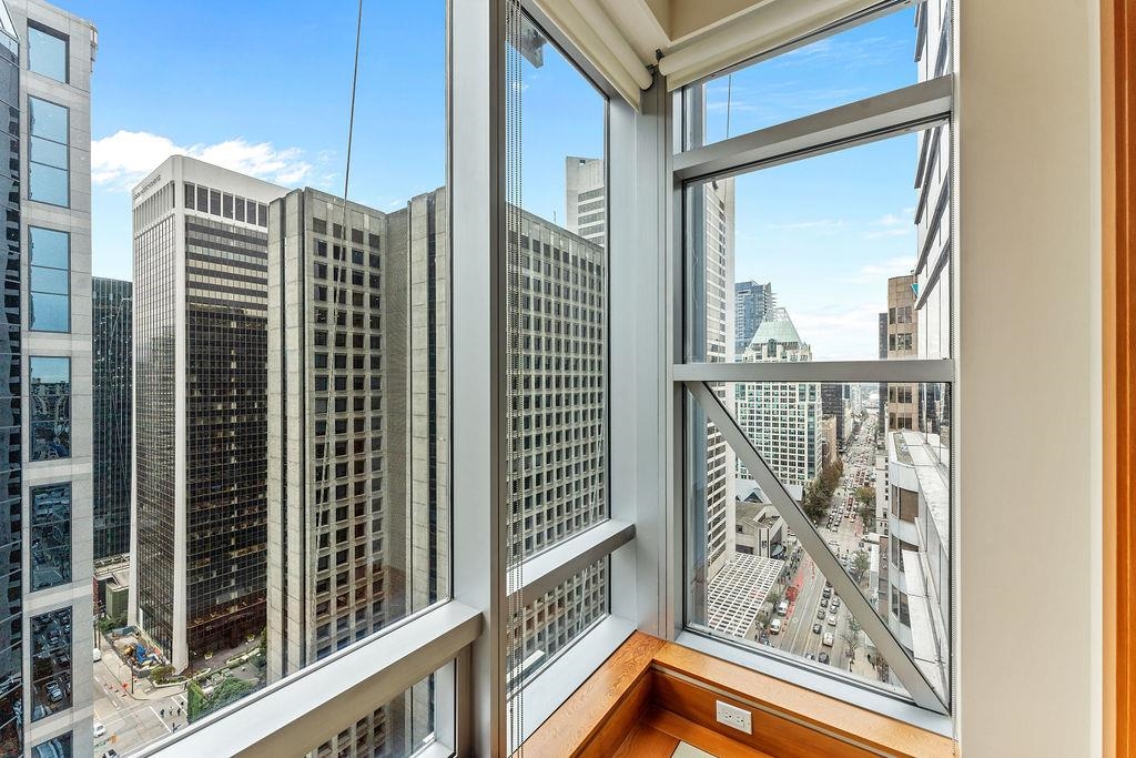 2505 1111 1111 ALBERNI STREET Unit: 2505