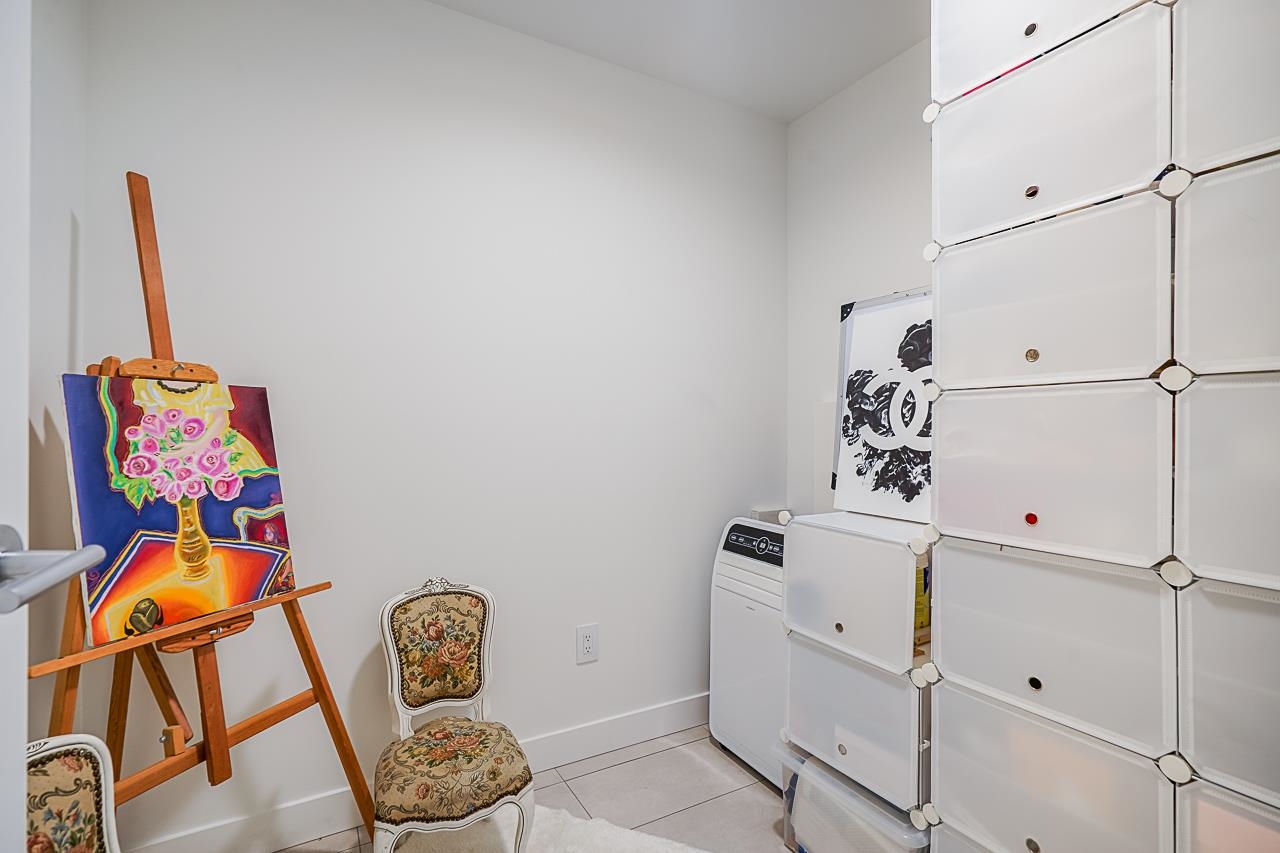 1204 6085 IRMIN STREET Unit: 1204
