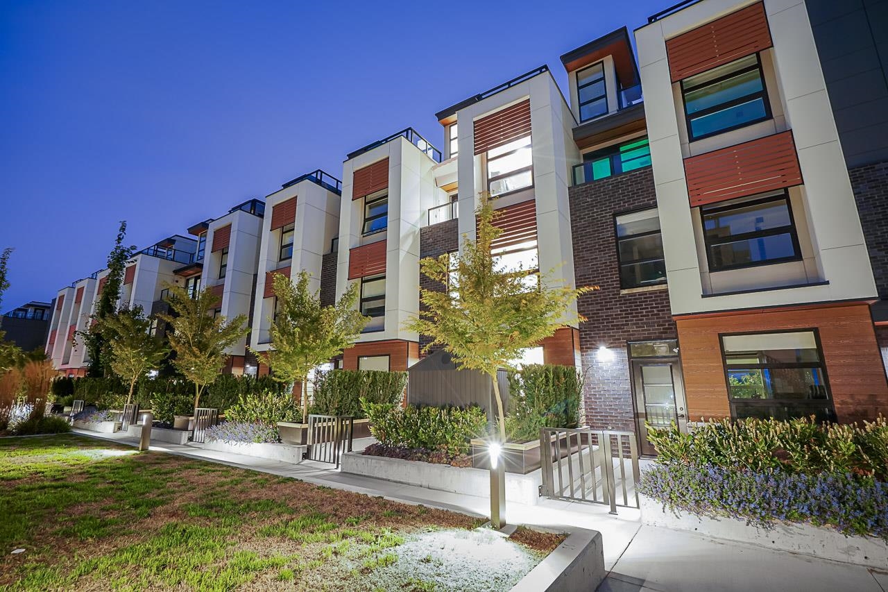 1204 6085 IRMIN STREET Unit: 1204
