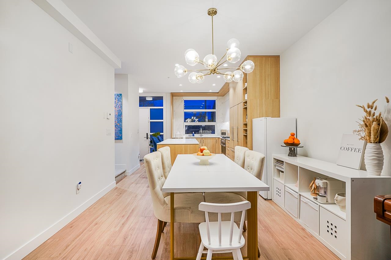 1204 6085 IRMIN STREET Unit: 1204