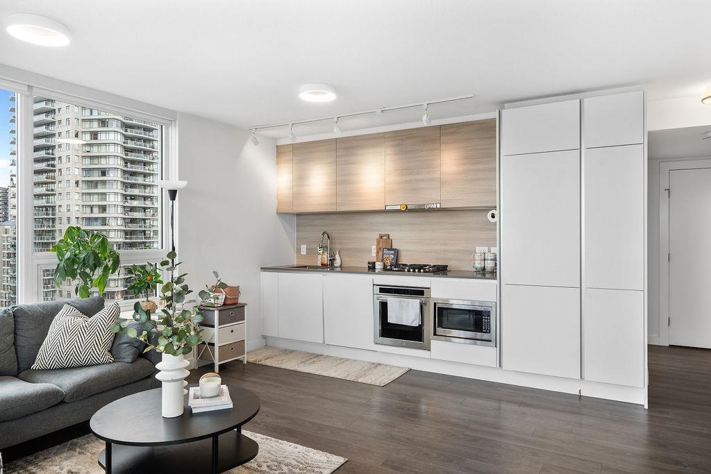 1502 988 QUAYSIDE DRIVE Unit: 1502
