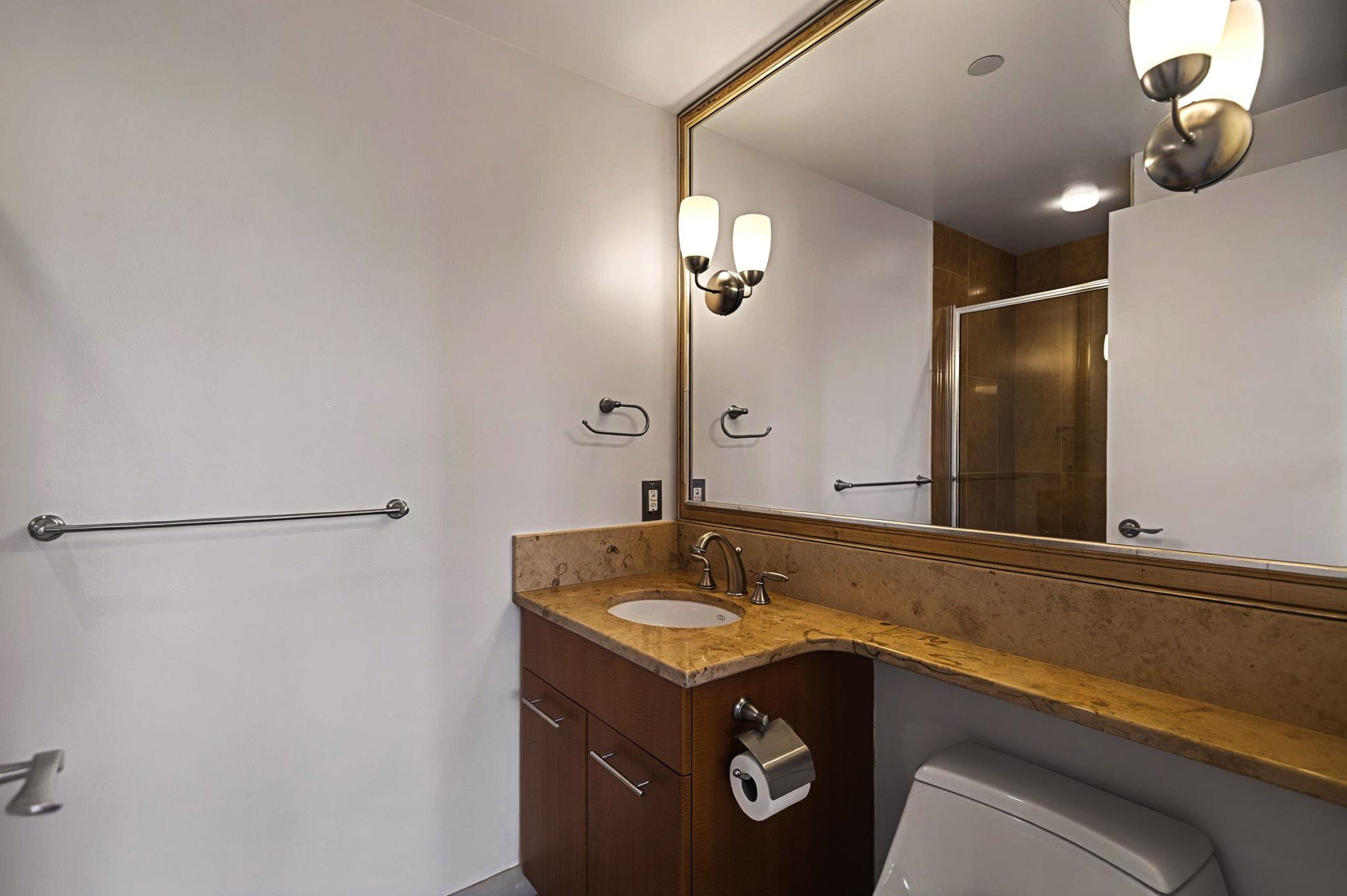 1503 323 JERVIS STREET Unit: 1503