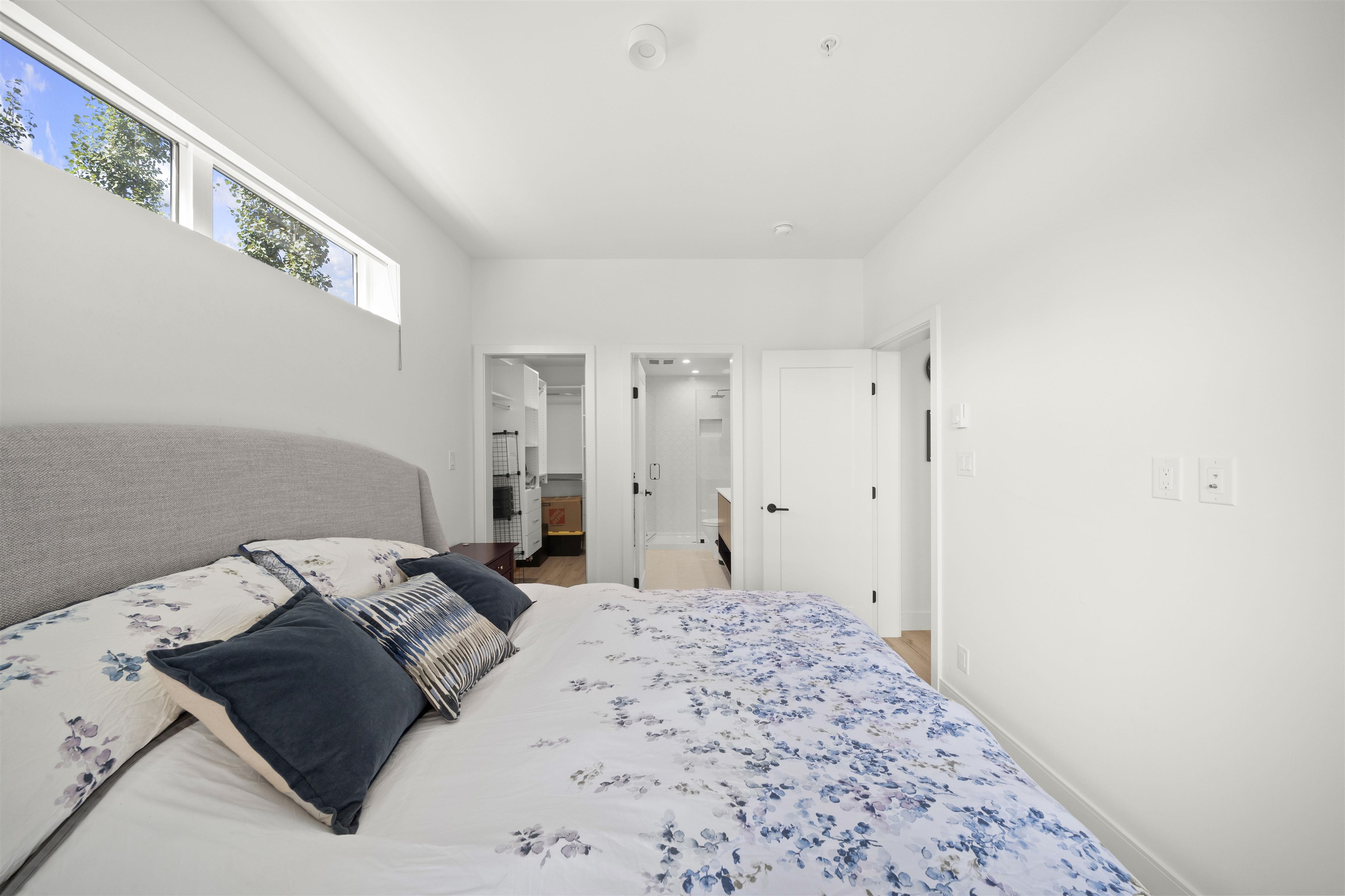 309 3131 MURRAY STREET Unit: 309