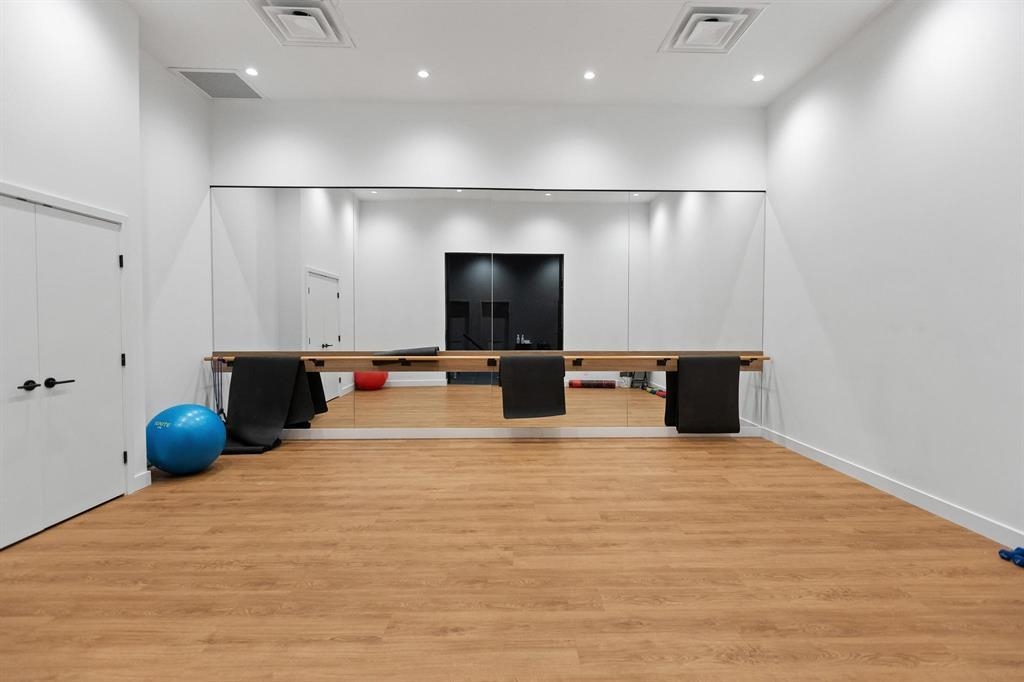 309 3131 MURRAY STREET Unit: 309