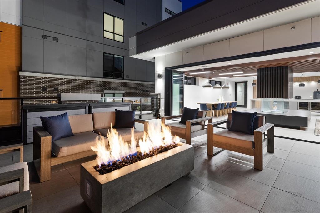 309 3131 MURRAY STREET Unit: 309