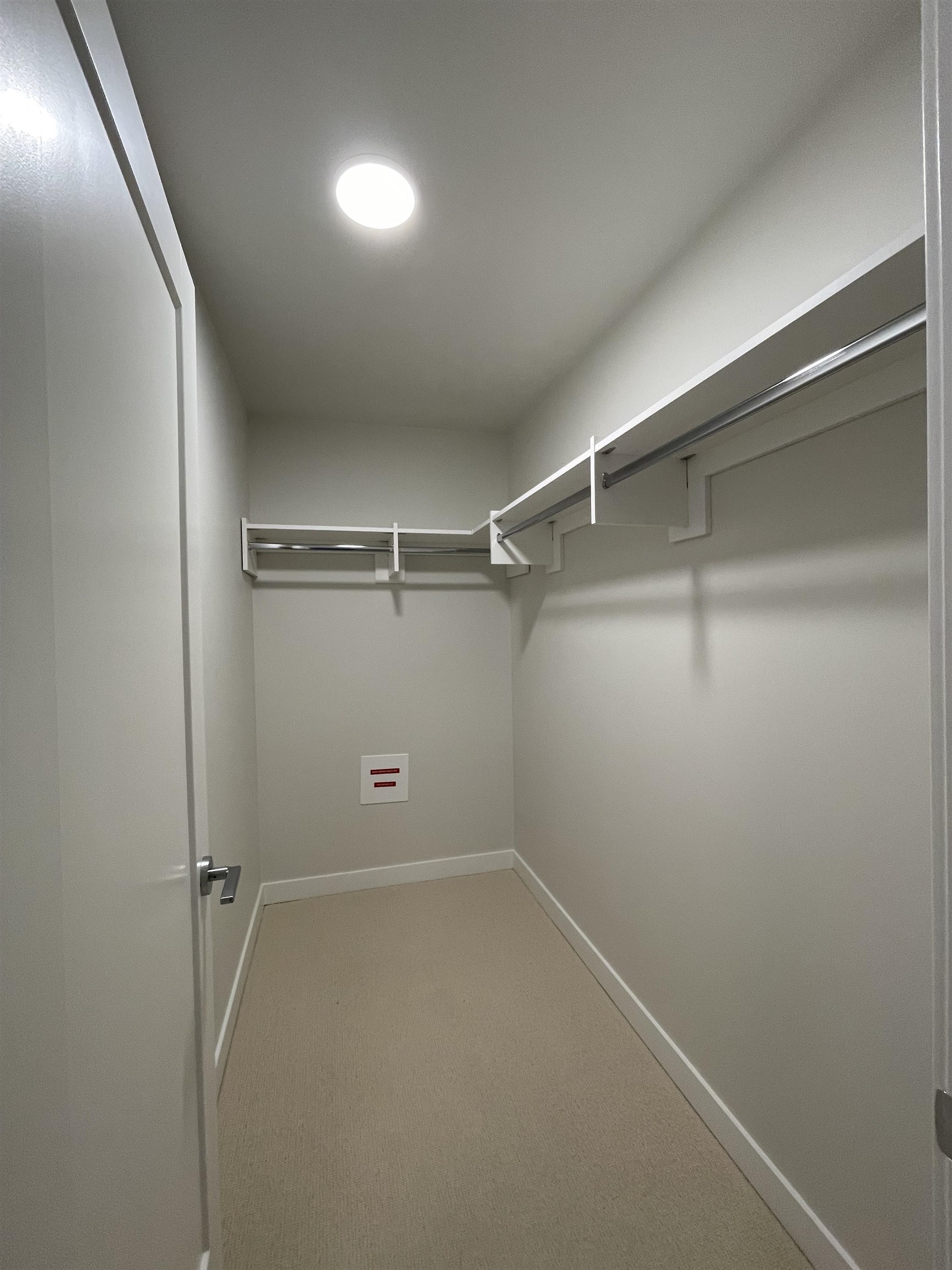 107 5608 BERTON AVENUE Unit: 107