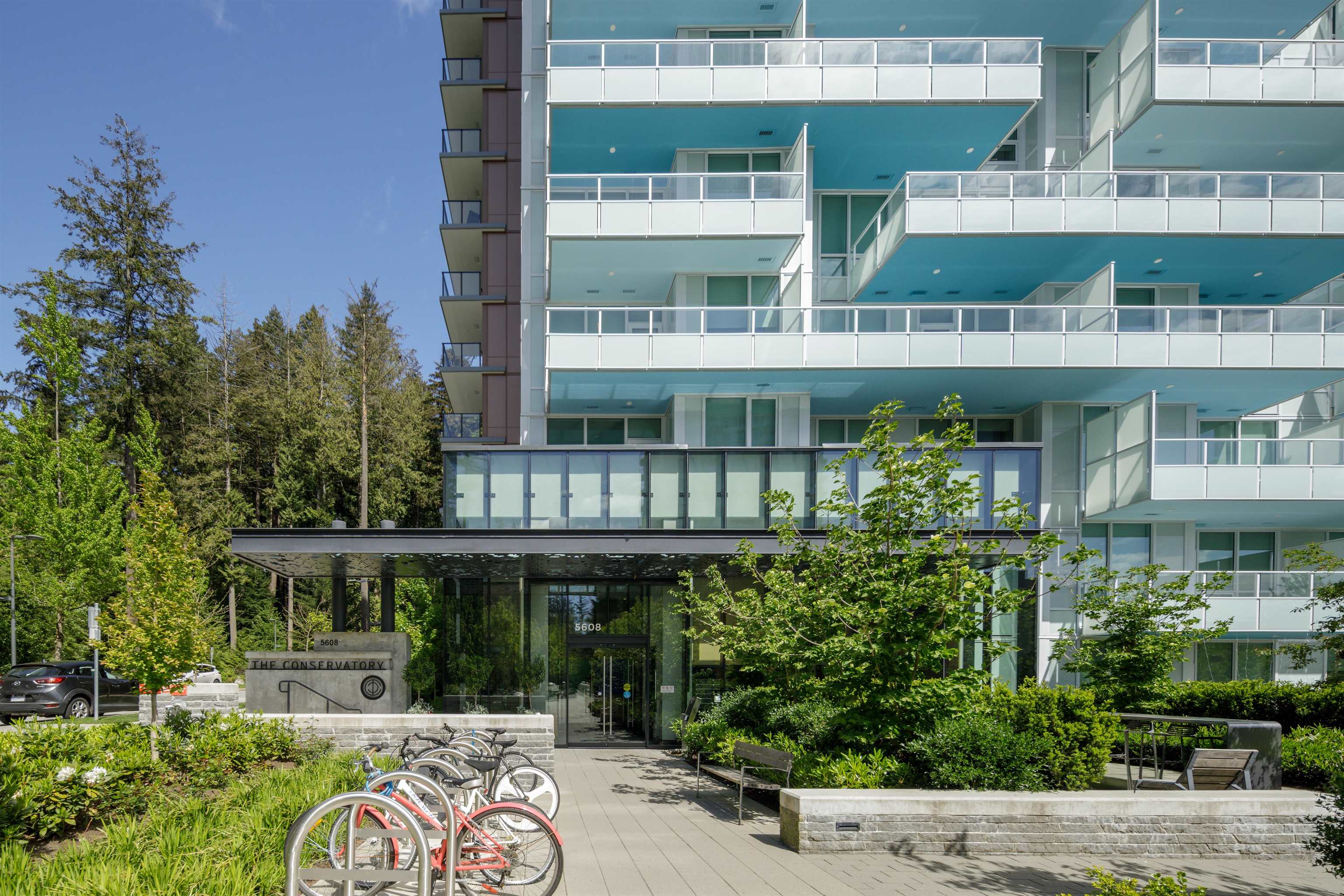 107 5608 BERTON AVENUE Unit: 107