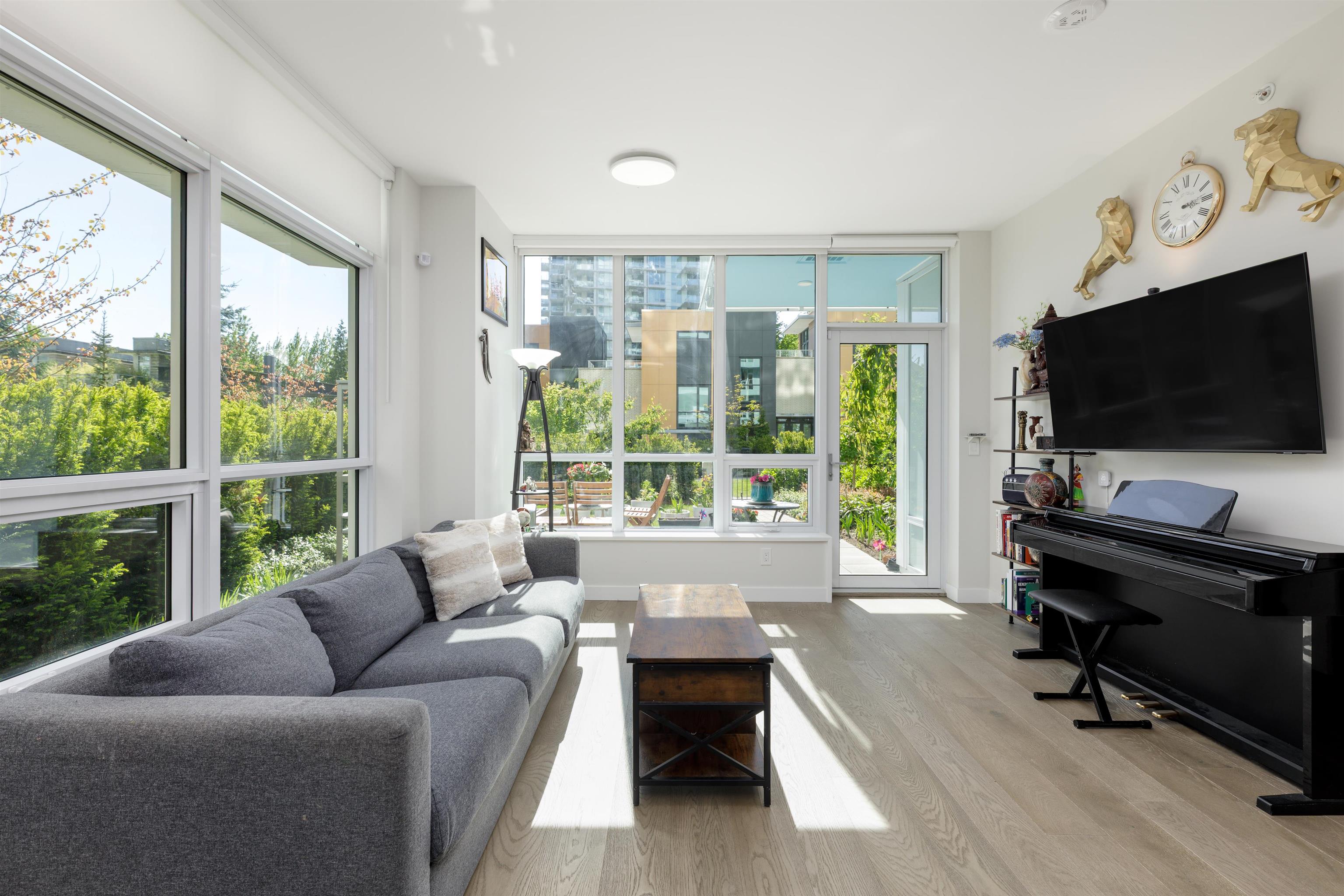 107 5608 BERTON AVENUE Unit: 107