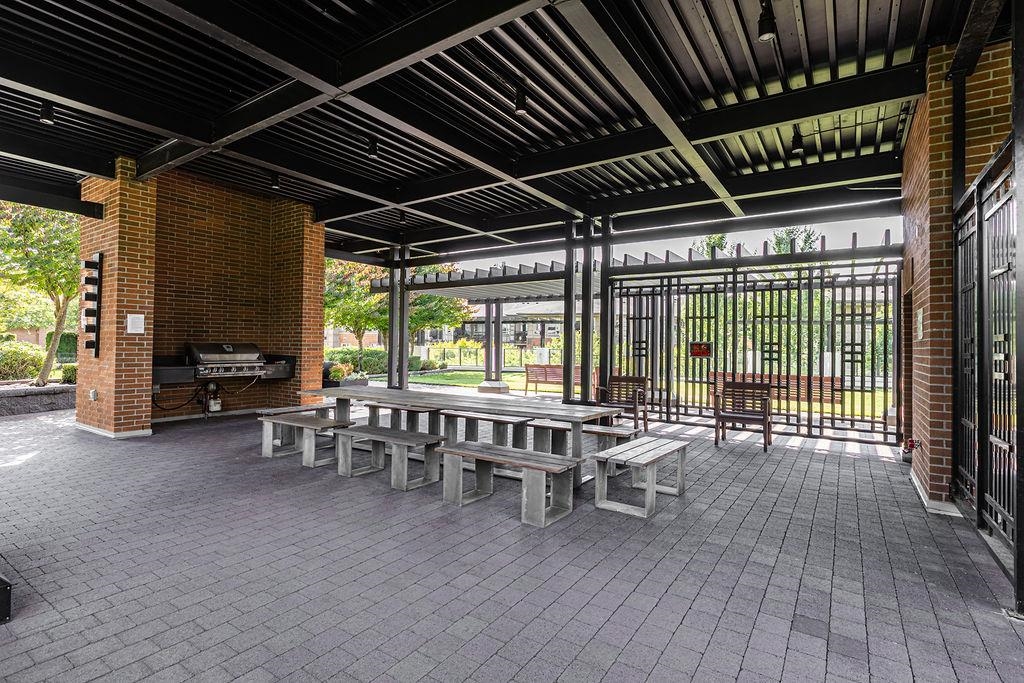 803 3100 WINDSOR GATE Unit: 803