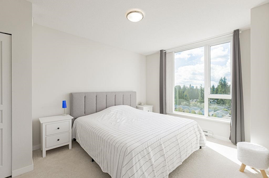 803 3100 WINDSOR GATE Unit: 803