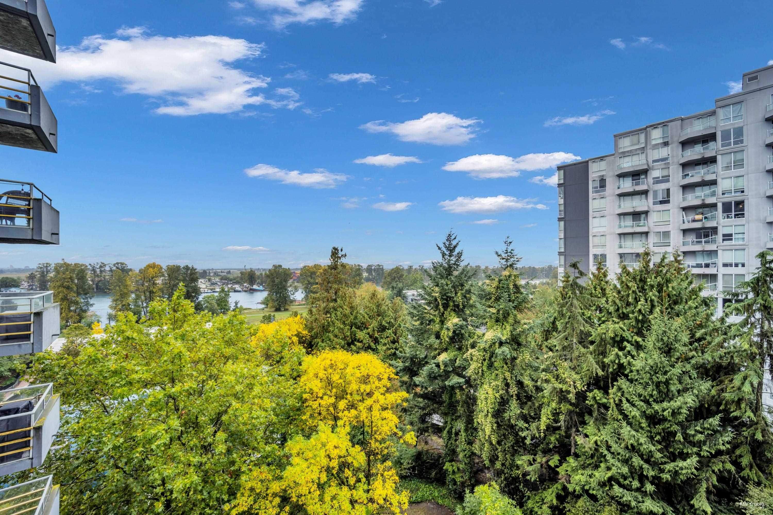 606 3061 E KENT AVENUE NORTH Unit: 606