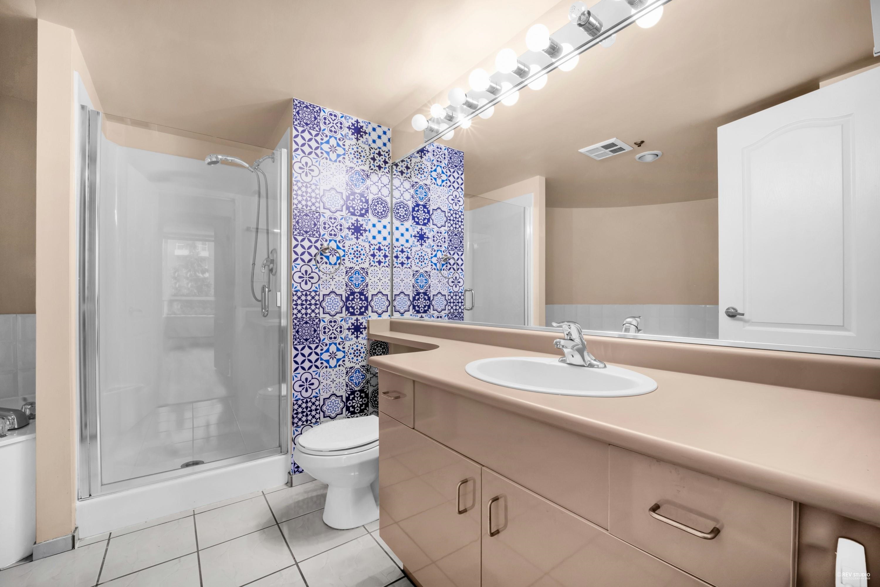 606 3061 E KENT AVENUE NORTH Unit: 606