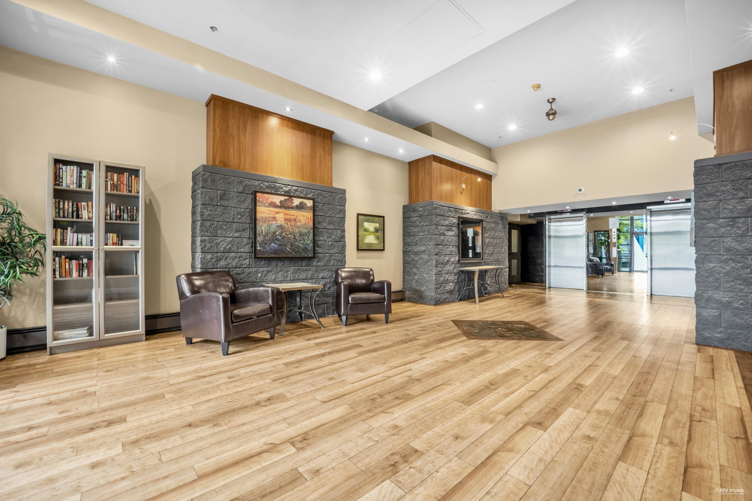 606 3061 E KENT AVENUE NORTH Unit: 606