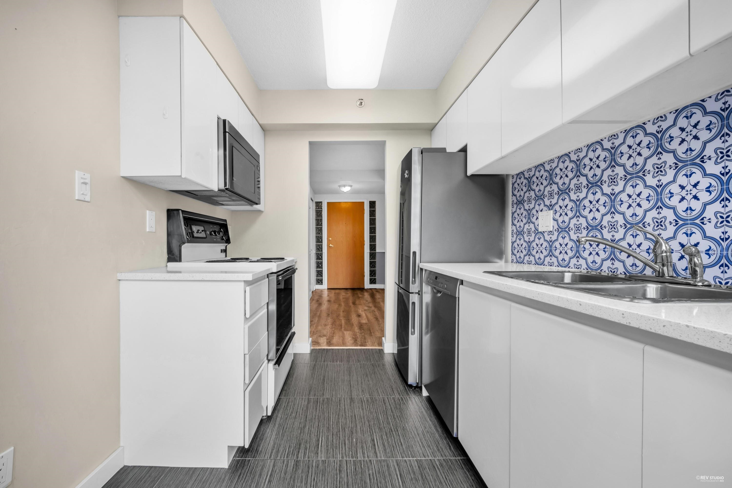 606 3061 E KENT AVENUE NORTH Unit: 606