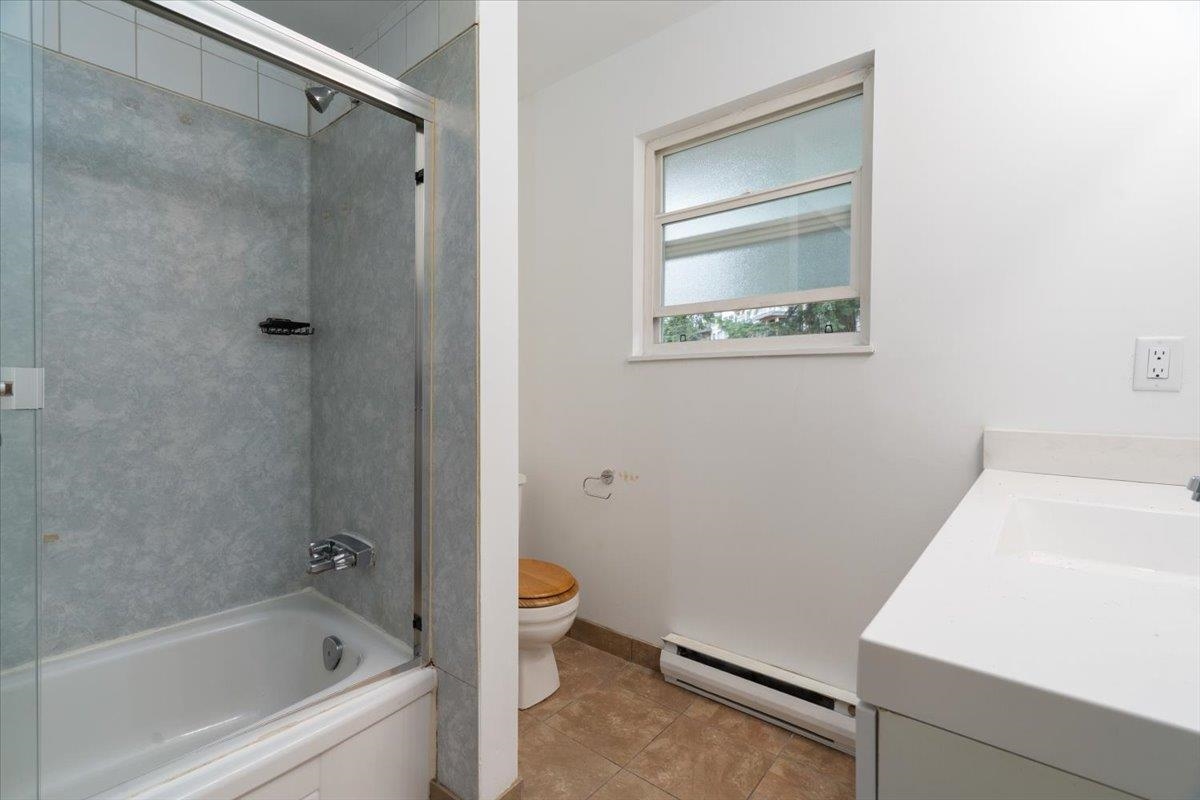 663-665 HARRISON AVENUE