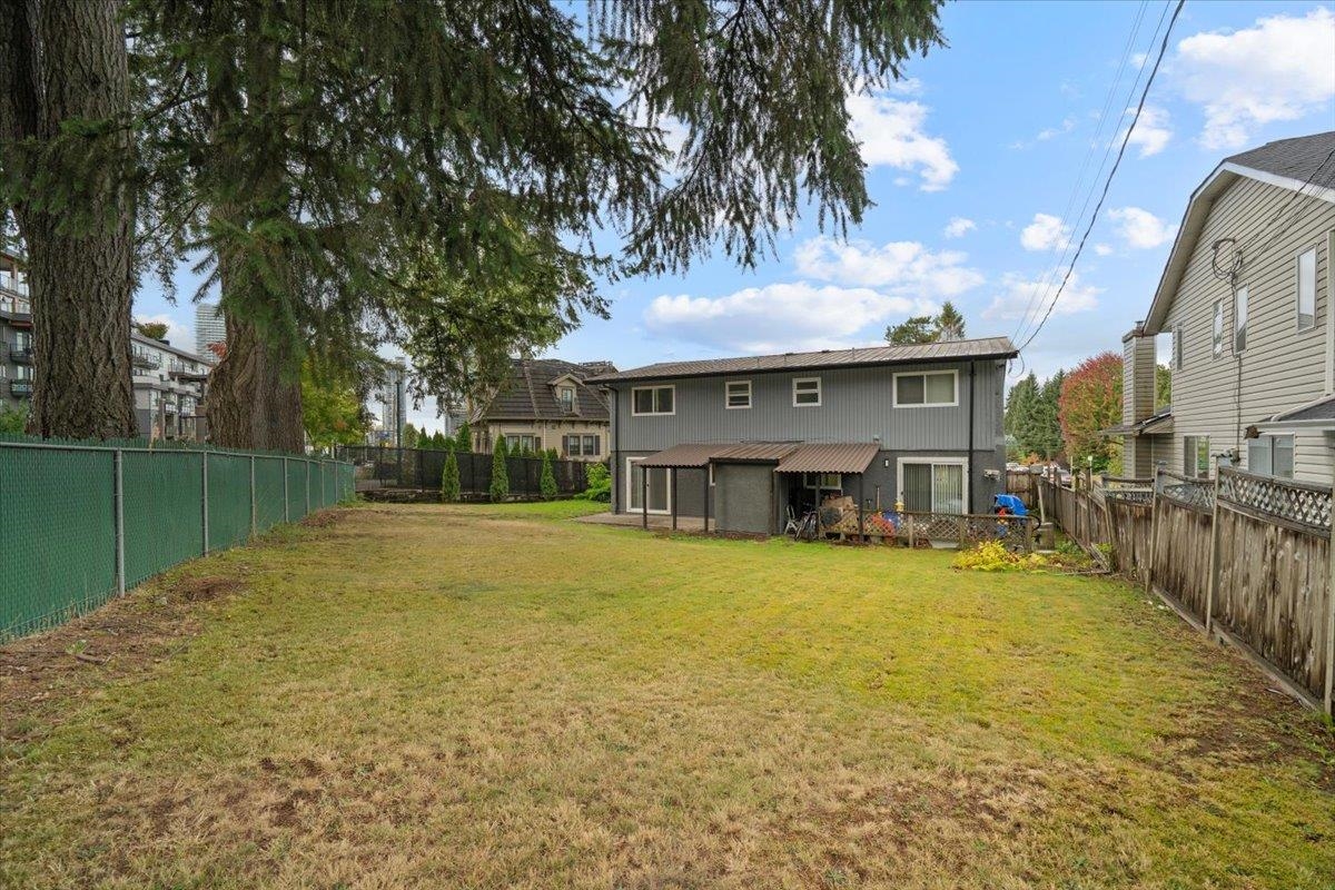 663-665 HARRISON AVENUE