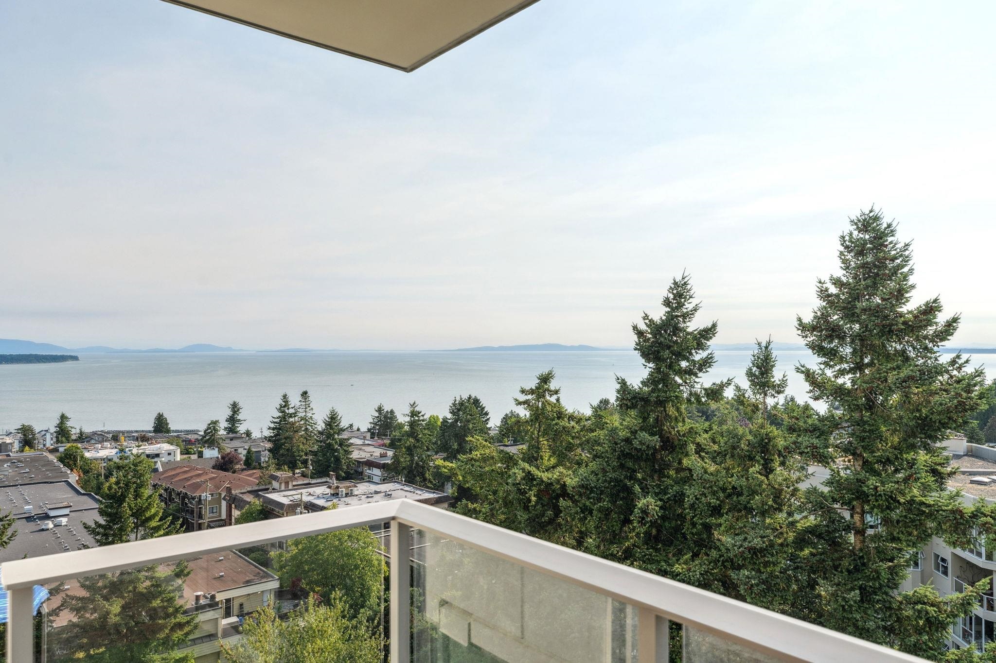 901 15165 THRIFT AVENUE Unit: 901