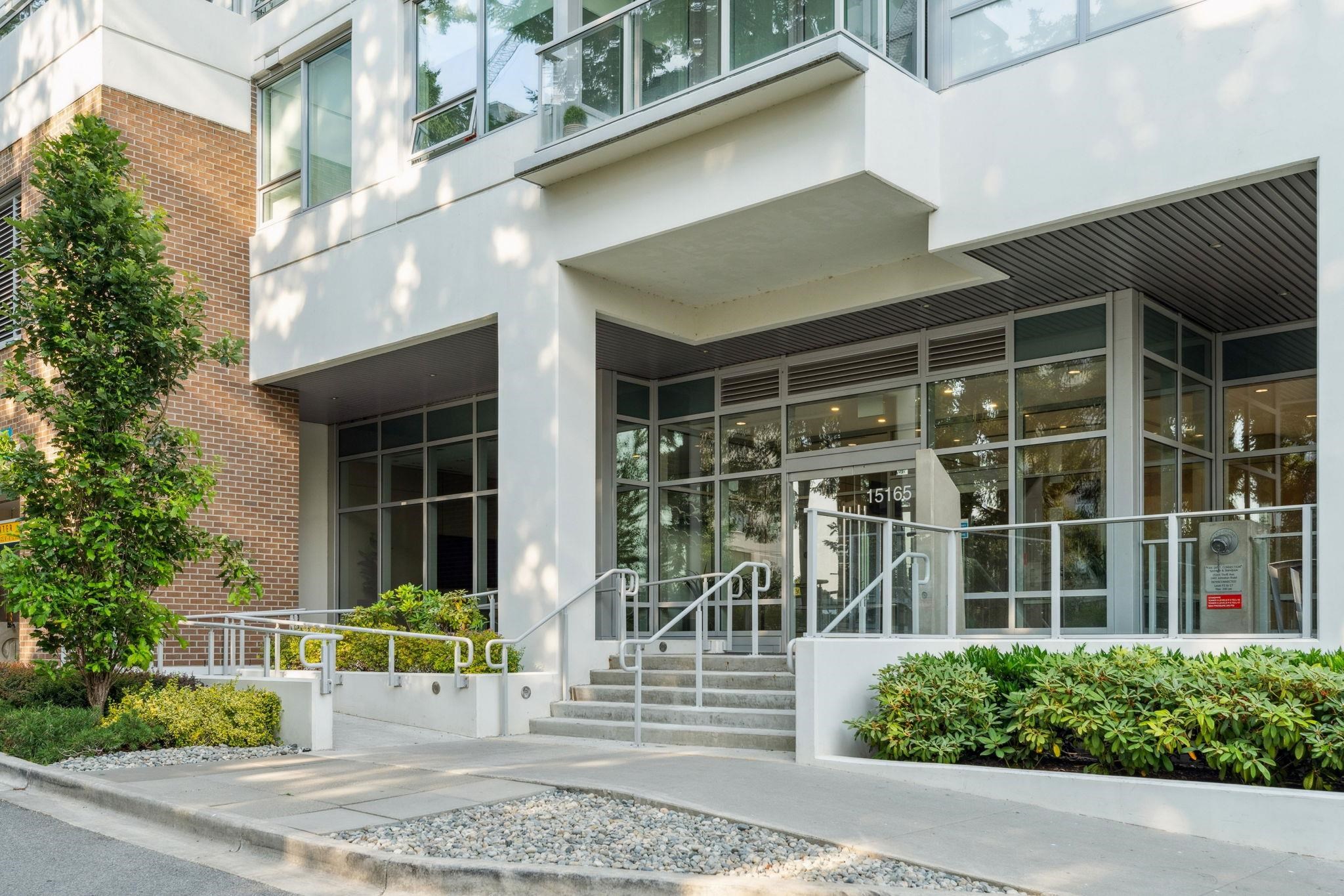 901 15165 THRIFT AVENUE Unit: 901