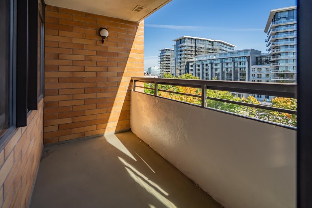 701 6631 MINORU BOULEVARD Unit: 701