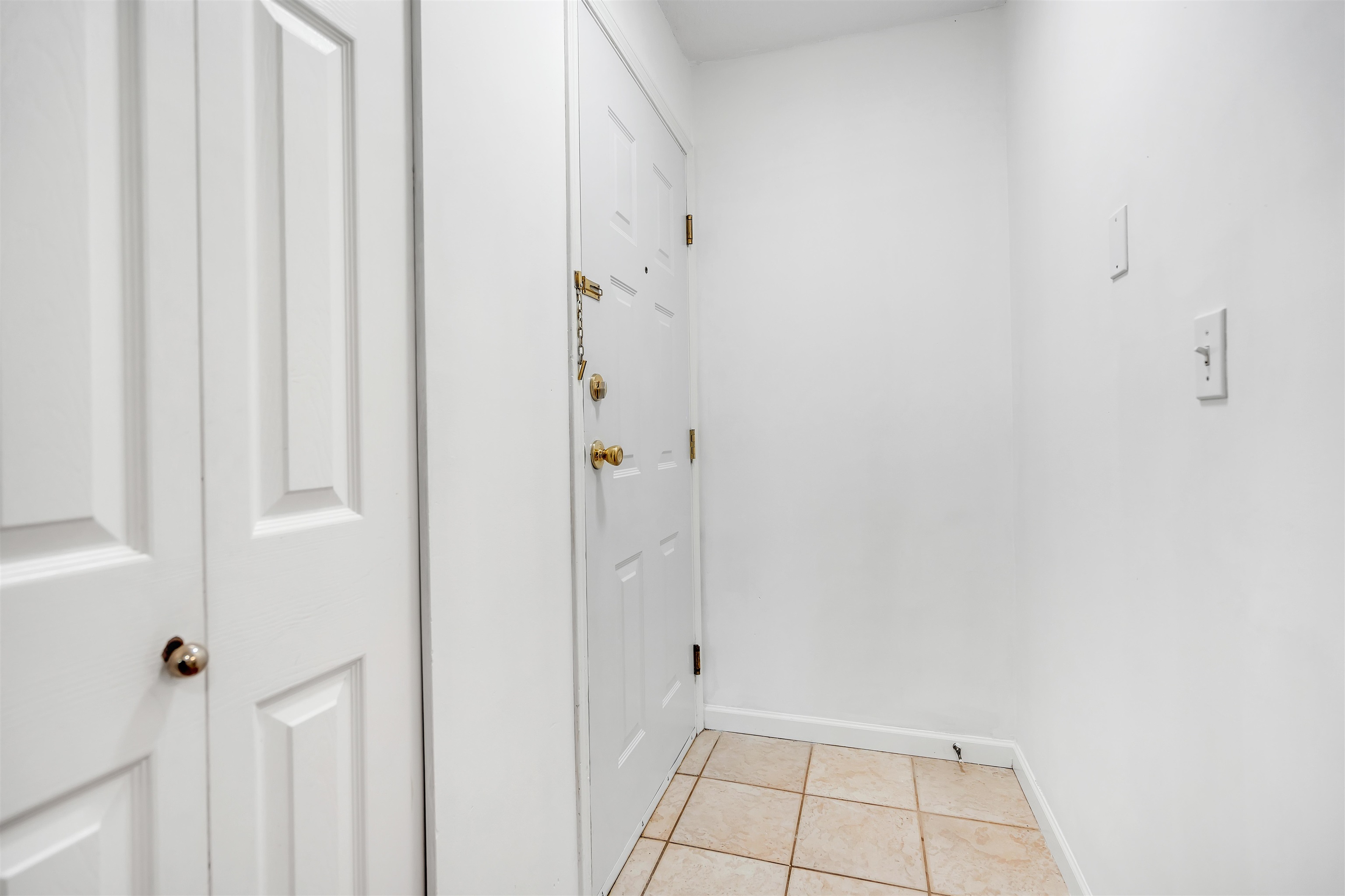 313 13780 76 AVENUE Unit: 313