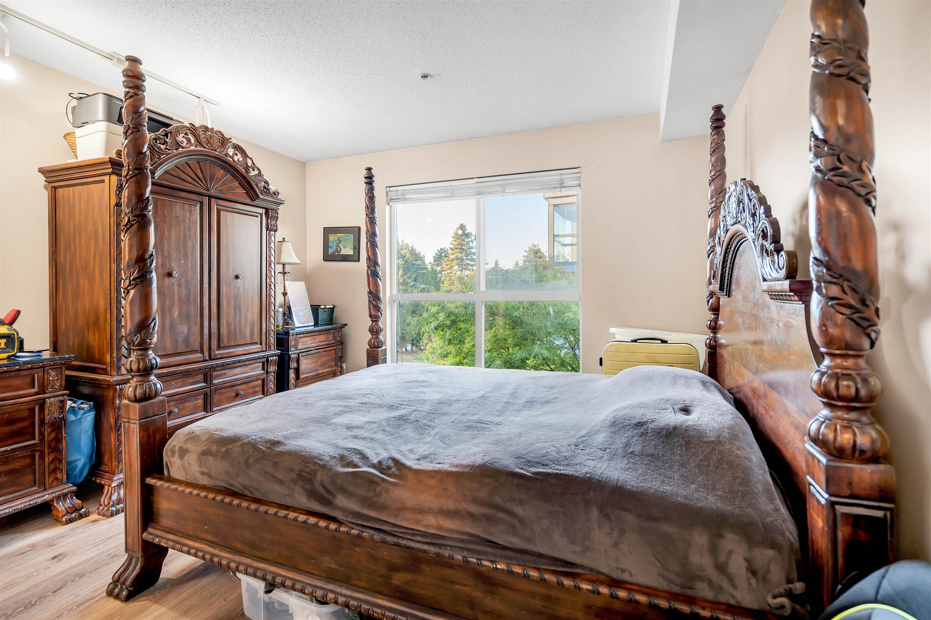 313 13780 76 AVENUE Unit: 313