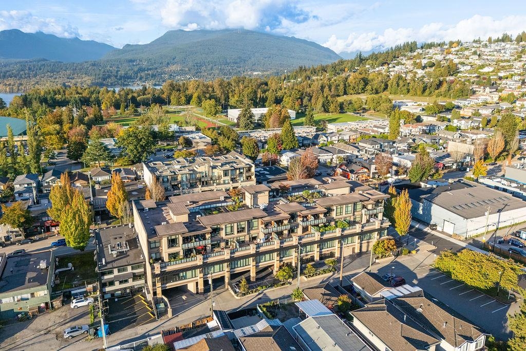 301 4570 HASTINGS STREET Unit: 301