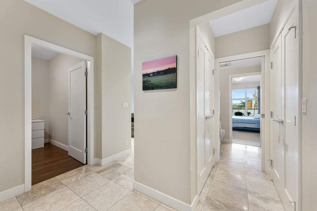 301 4570 HASTINGS STREET Unit: 301