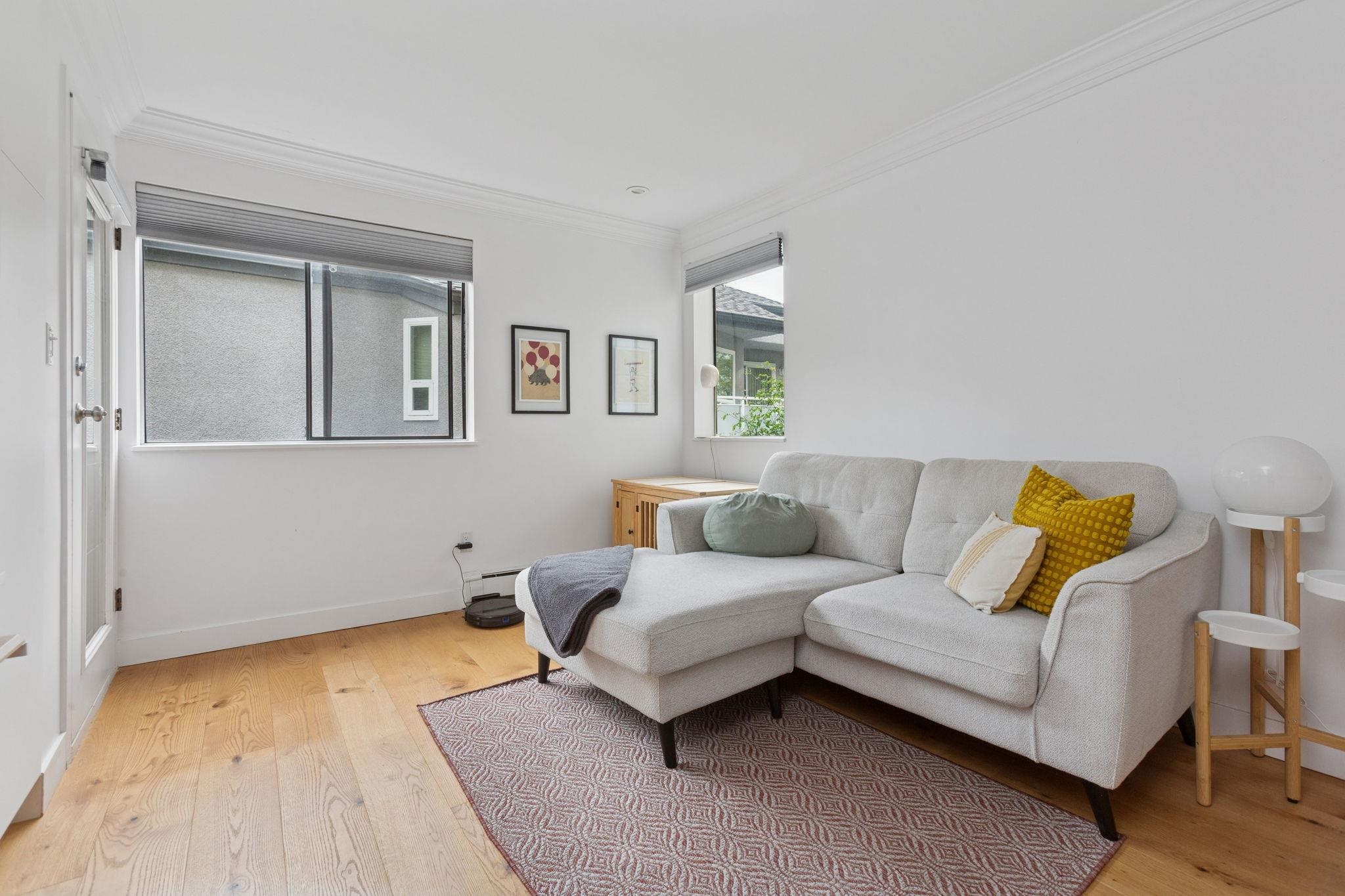 204 853 E 7TH AVENUE Unit: 204