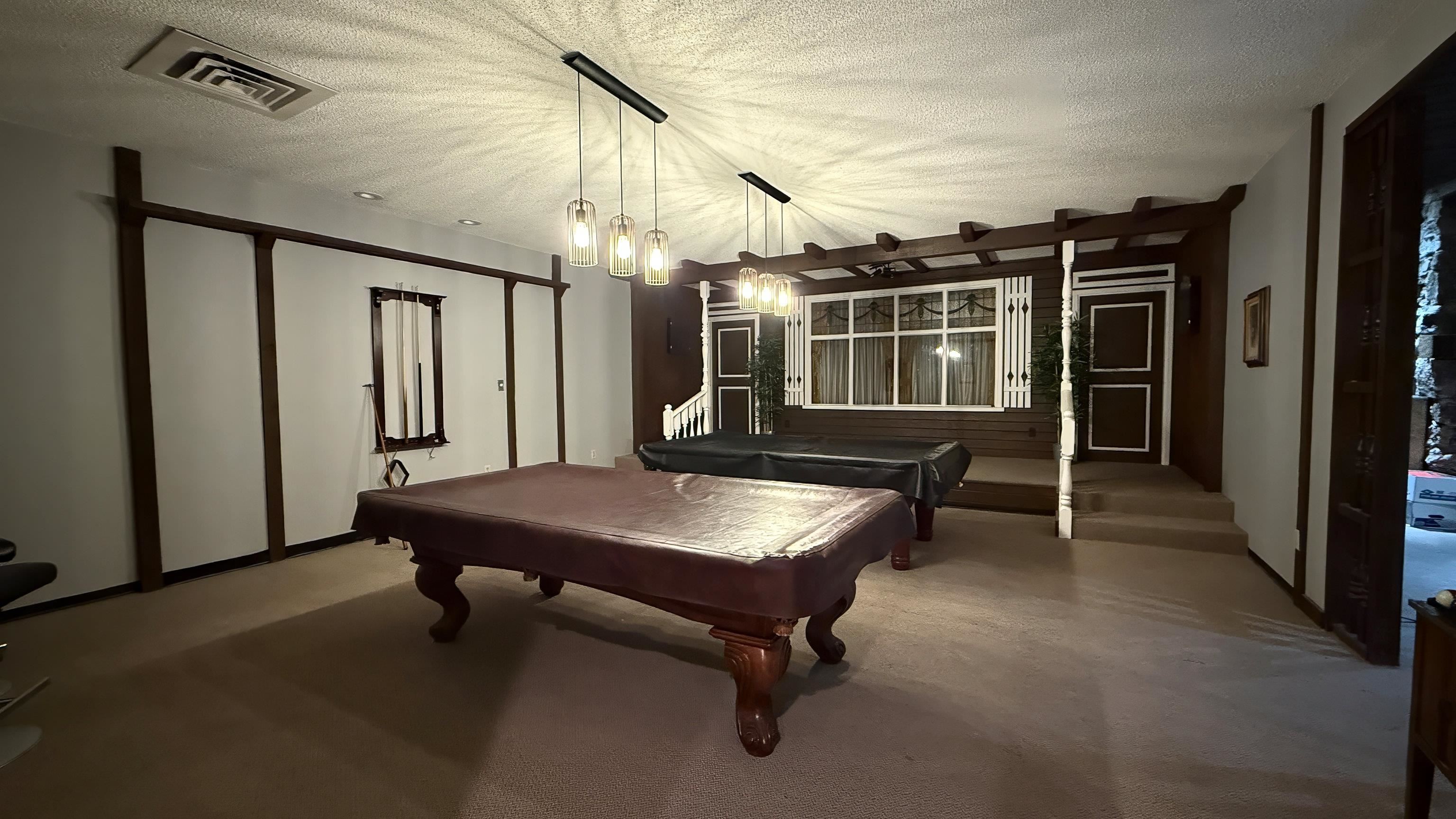 303 3737 BARTLETT COURT Unit: 303