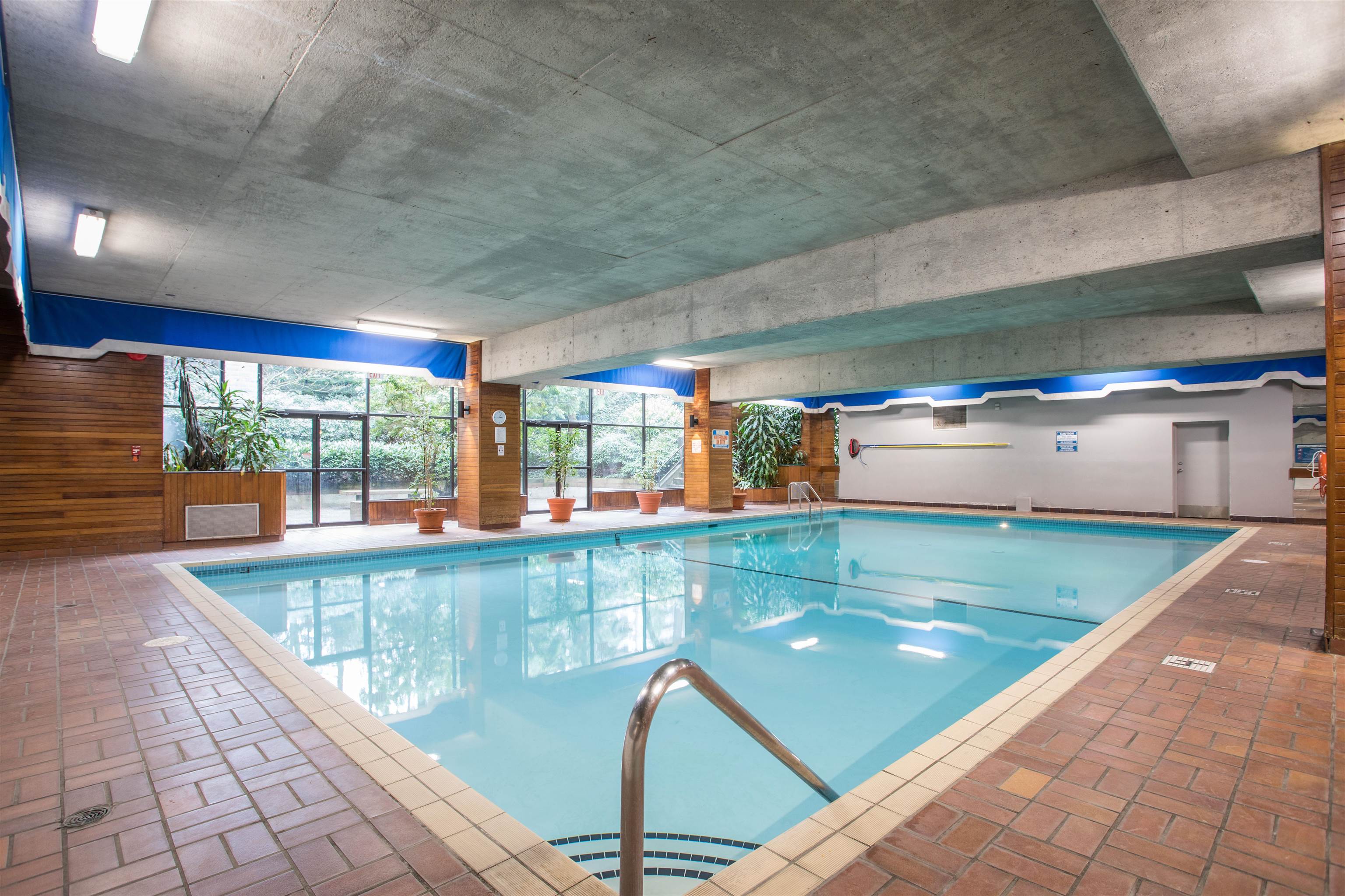 303 3737 BARTLETT COURT Unit: 303